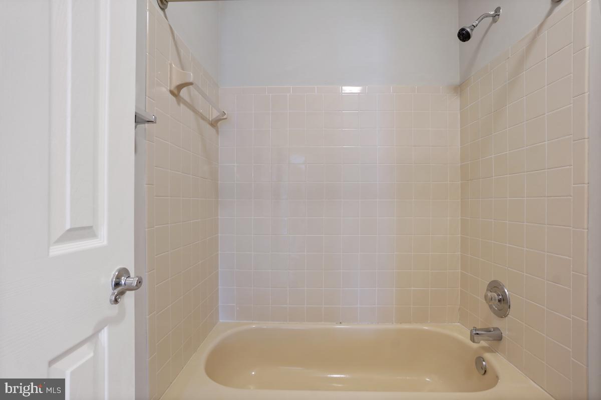 MEADOW HALL - Residential