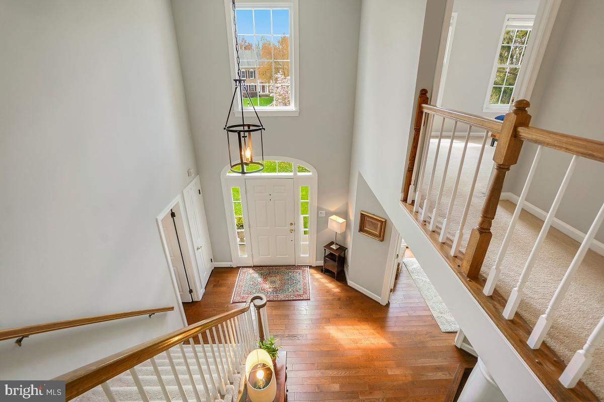 MEADOW HALL - Residential