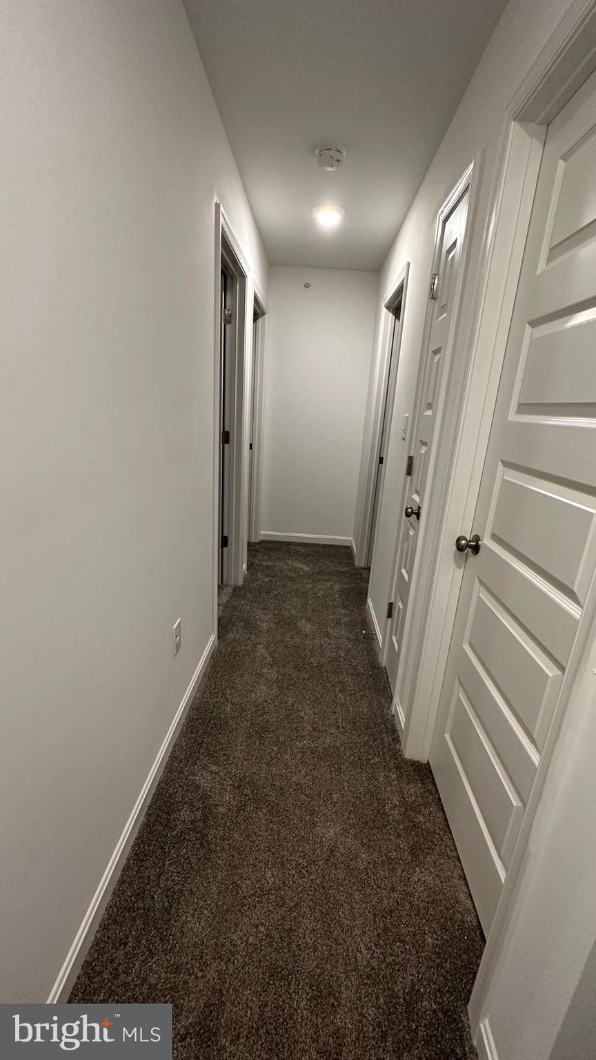 WATERFORD SQUARE - Residential Lease