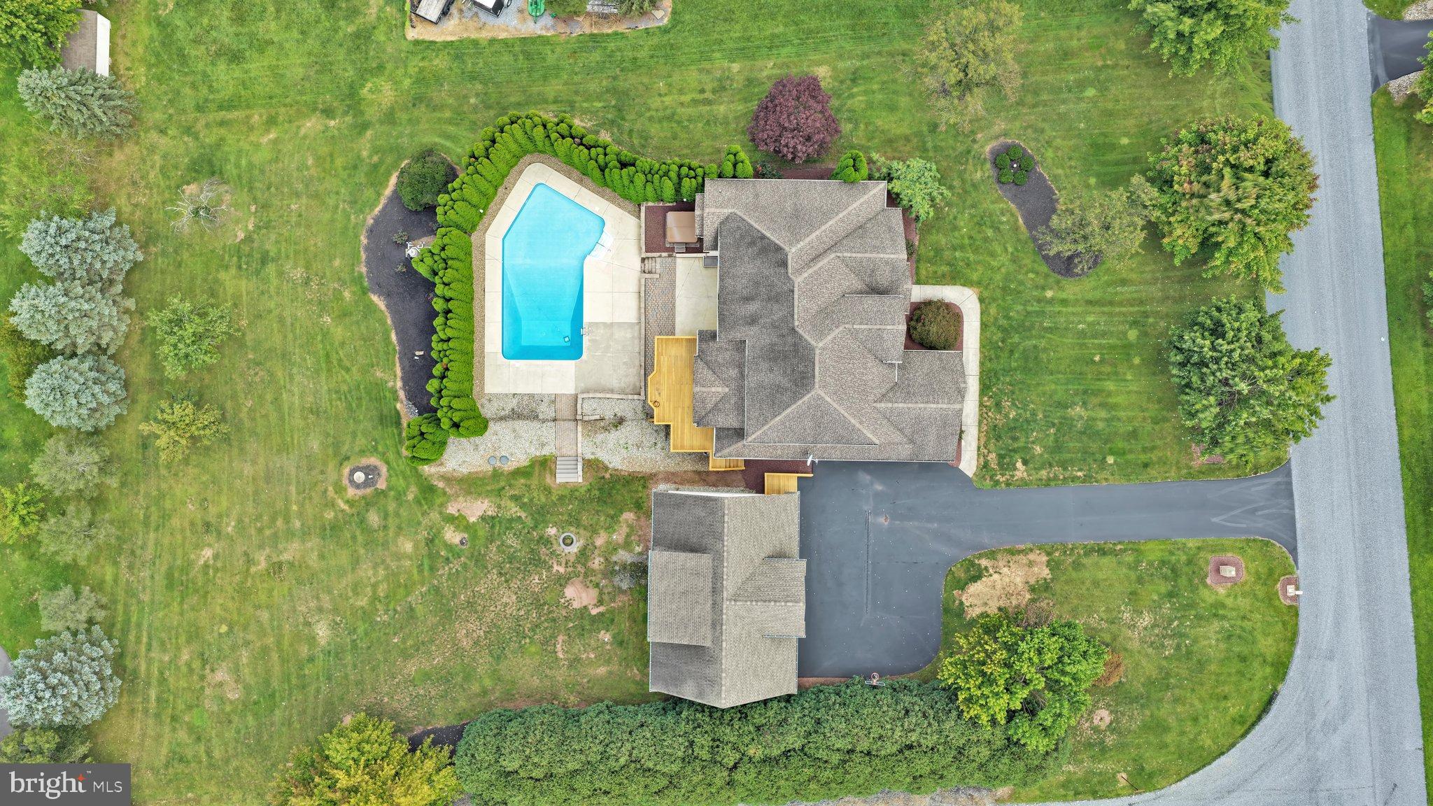 39 GREY HAWK DRIVE