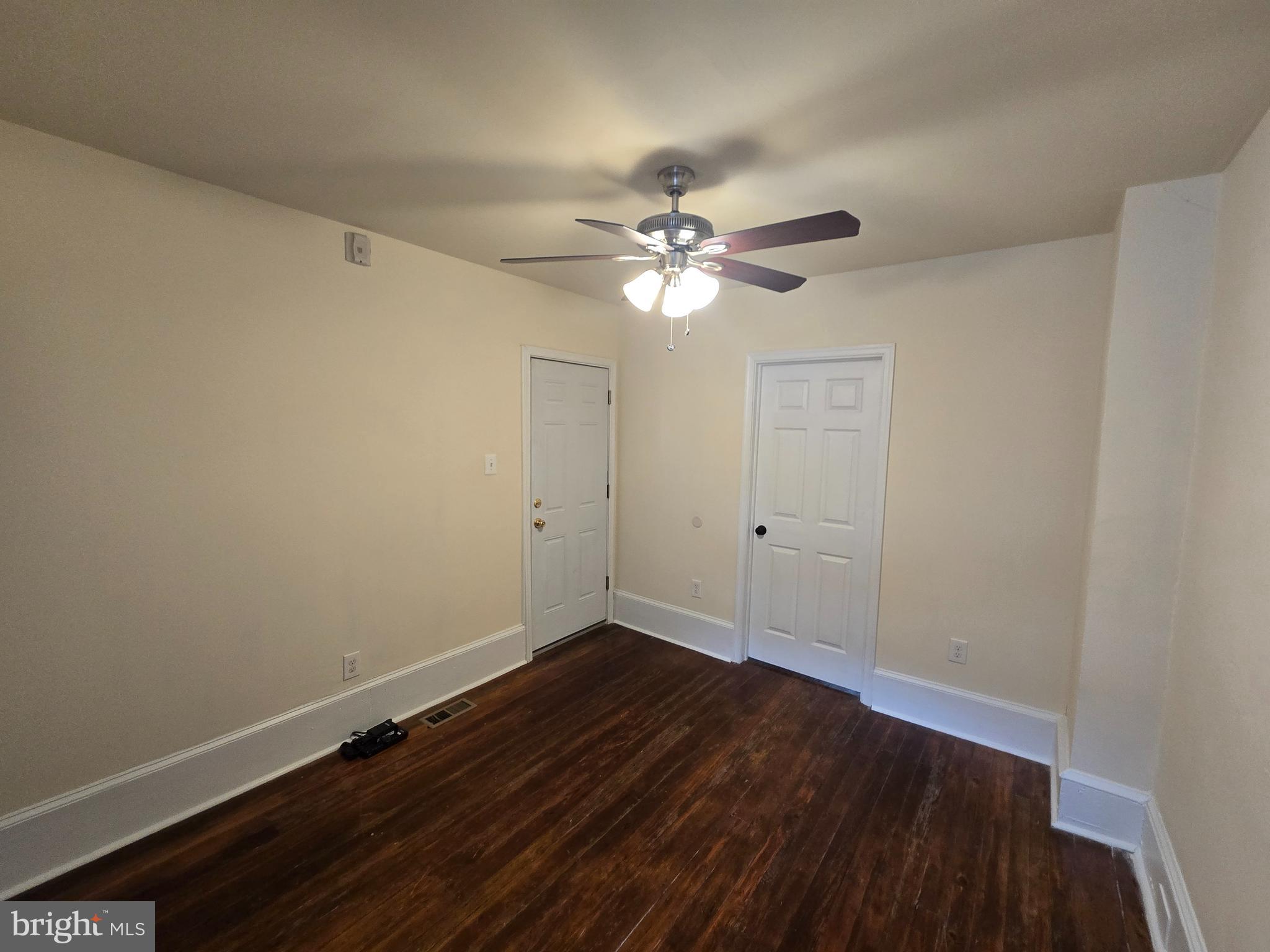 MANAYUNK - Residential Lease