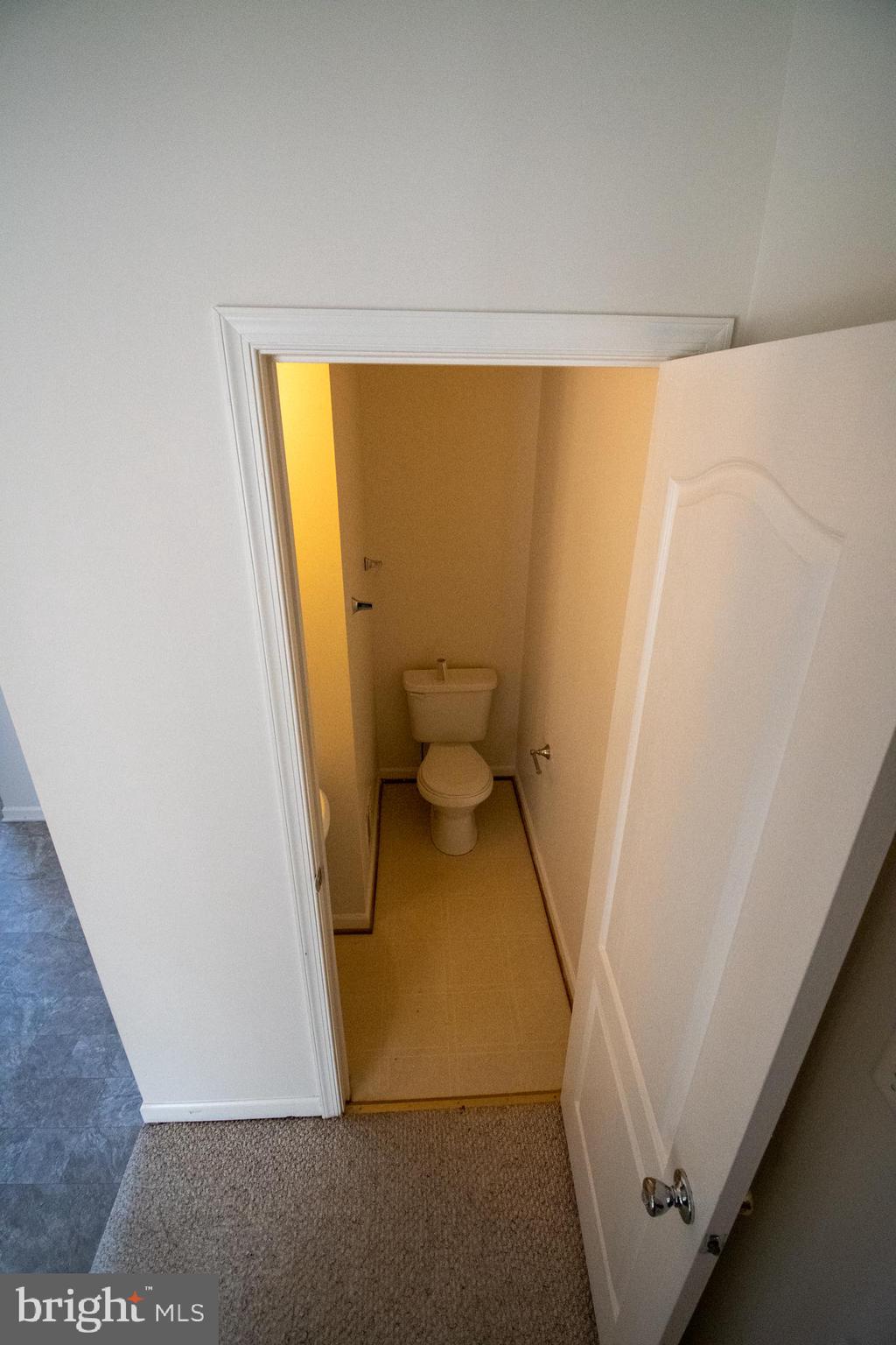 KINGSVIEW SUB - Residential Lease