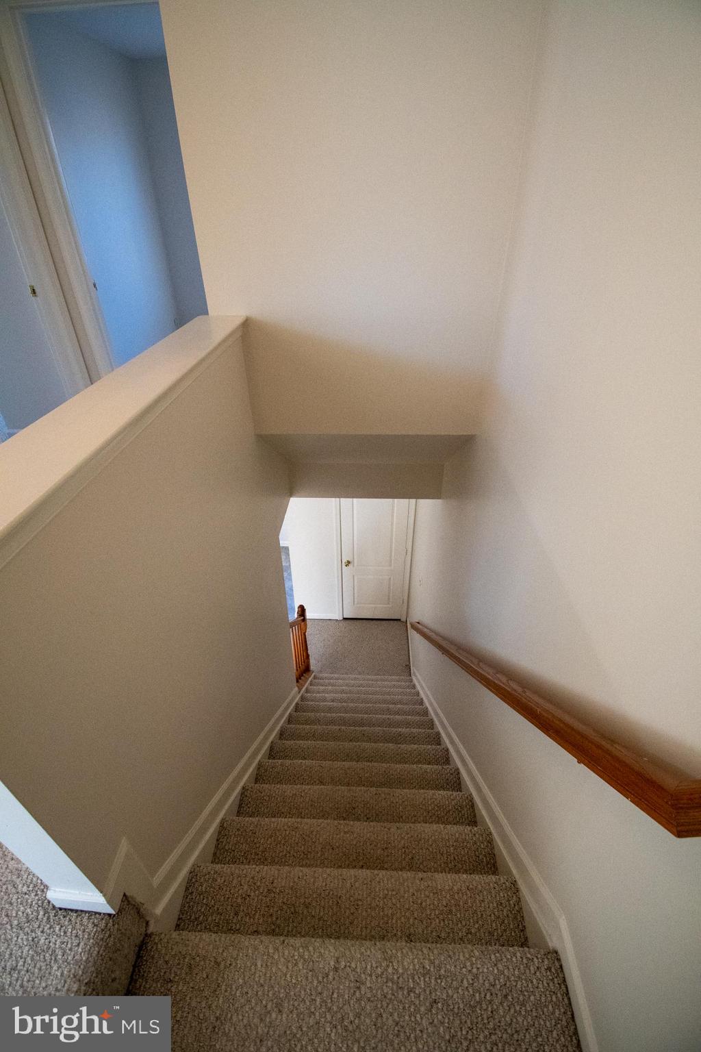 KINGSVIEW SUB - Residential Lease