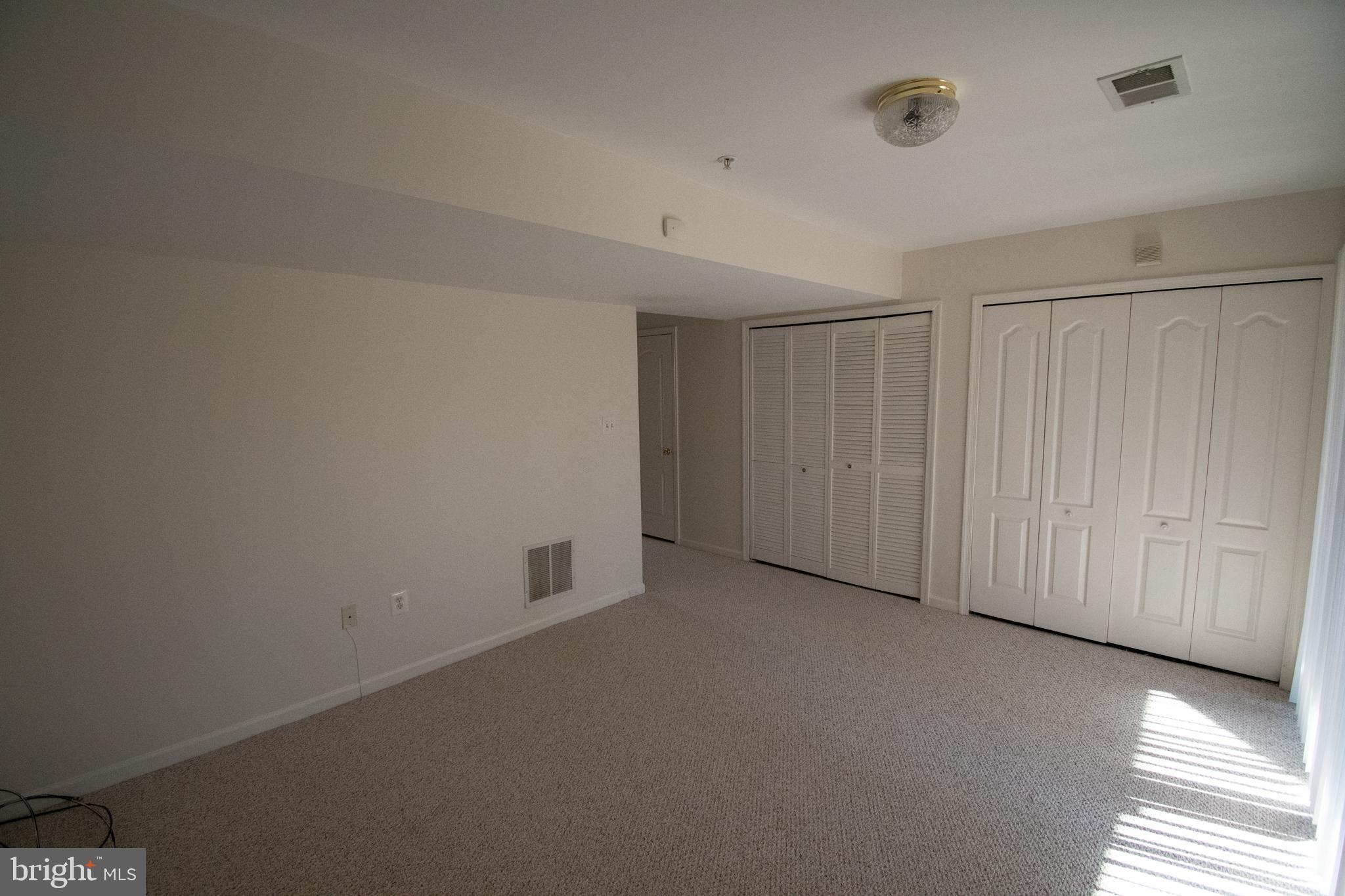 KINGSVIEW SUB - Residential Lease