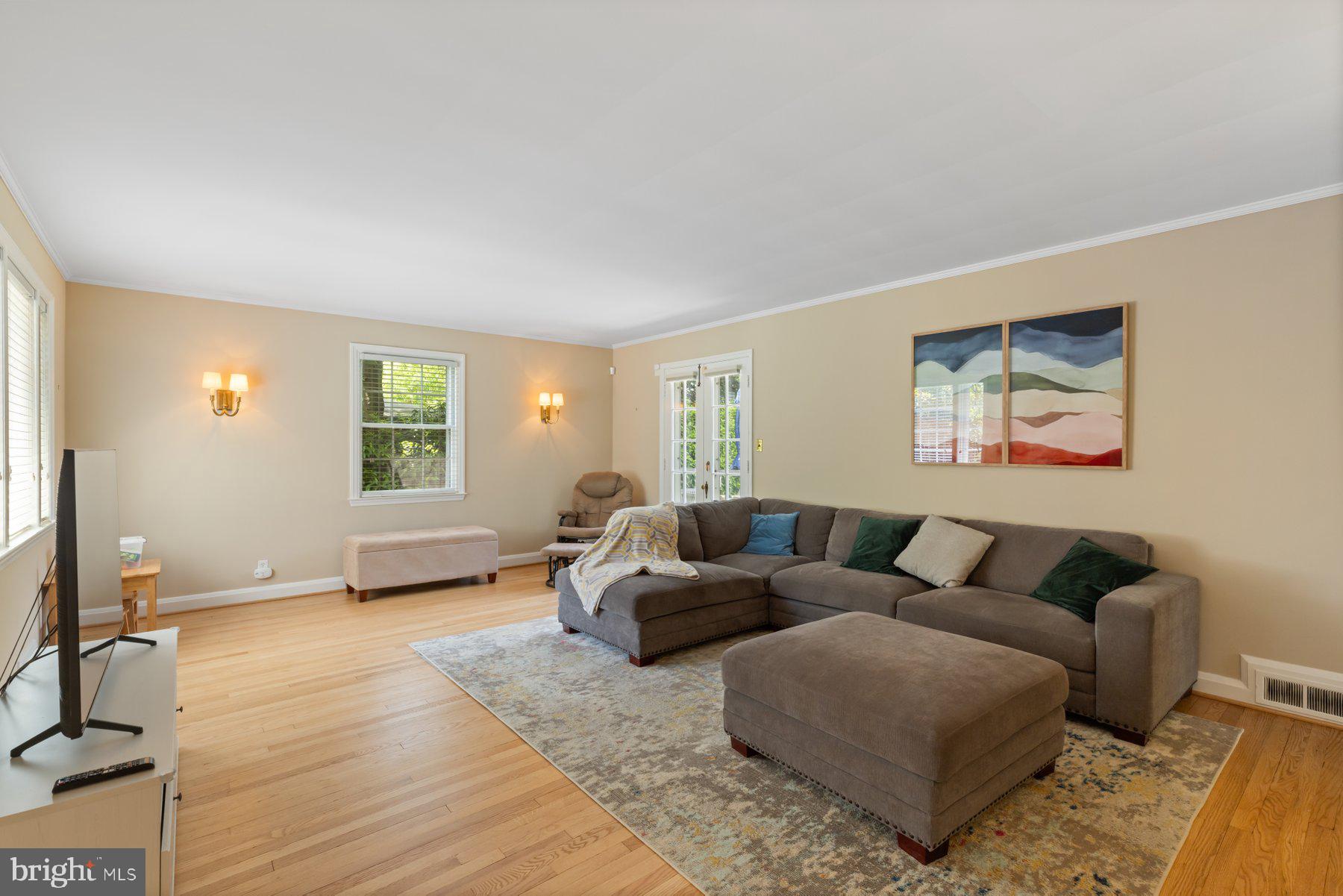 HOMELAND HISTORIC DISTRICT - Residential