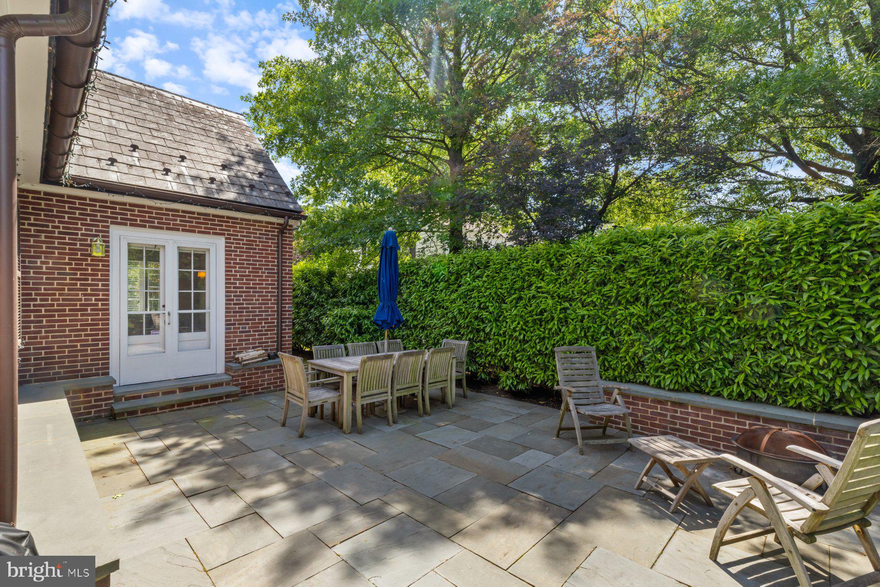 HOMELAND HISTORIC DISTRICT - Residential