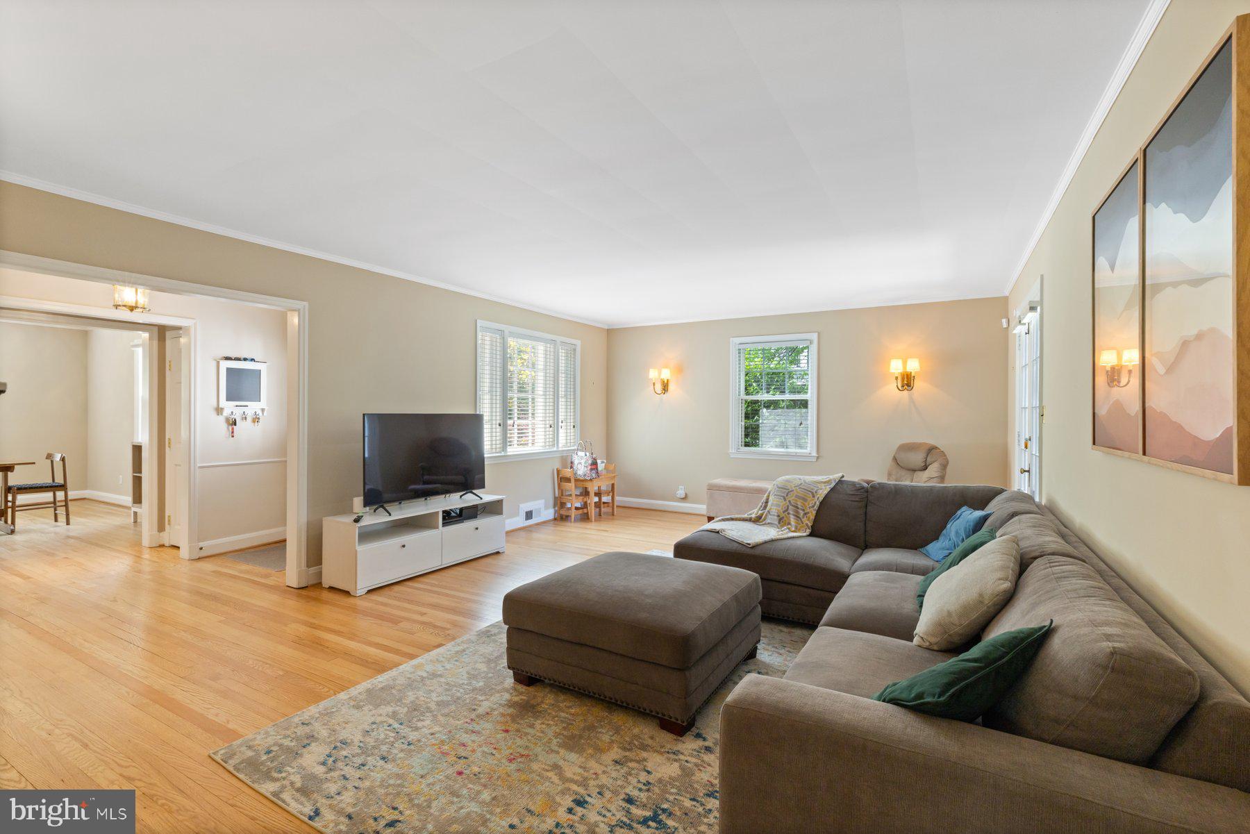 HOMELAND HISTORIC DISTRICT - Residential