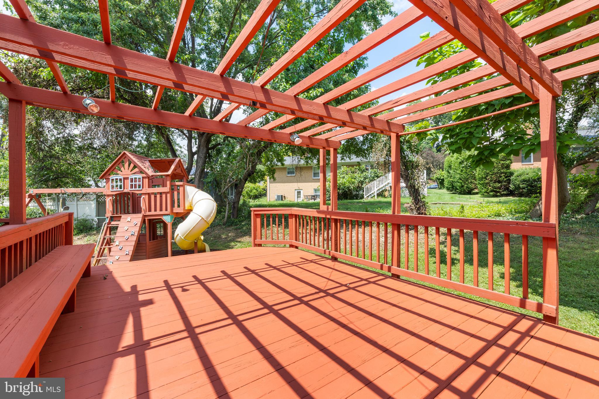 BURNT MILLS MANOR - Residential