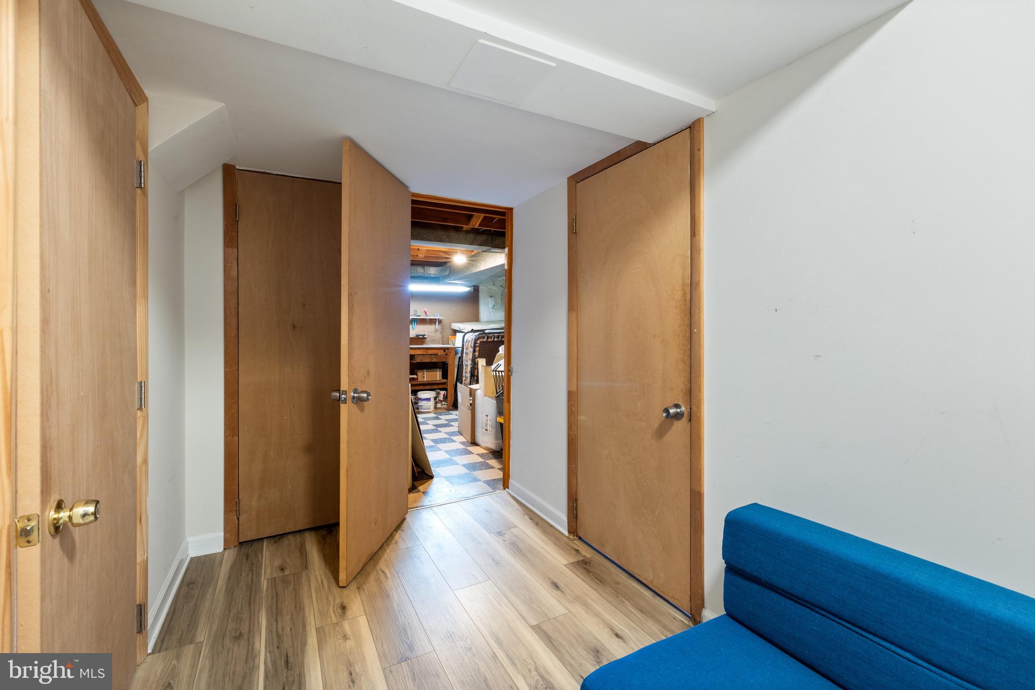 BURNT MILLS MANOR - Residential