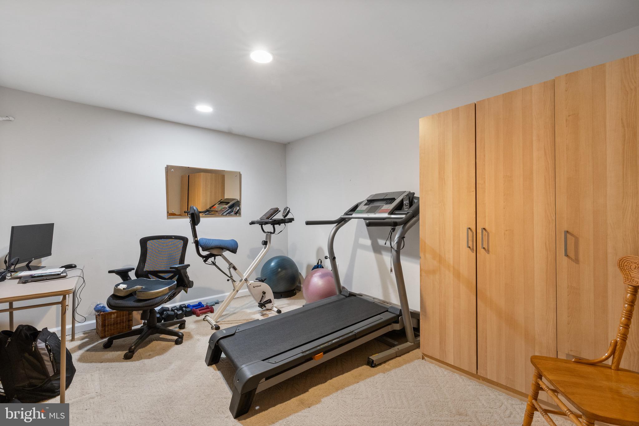 BURNT MILLS MANOR - Residential