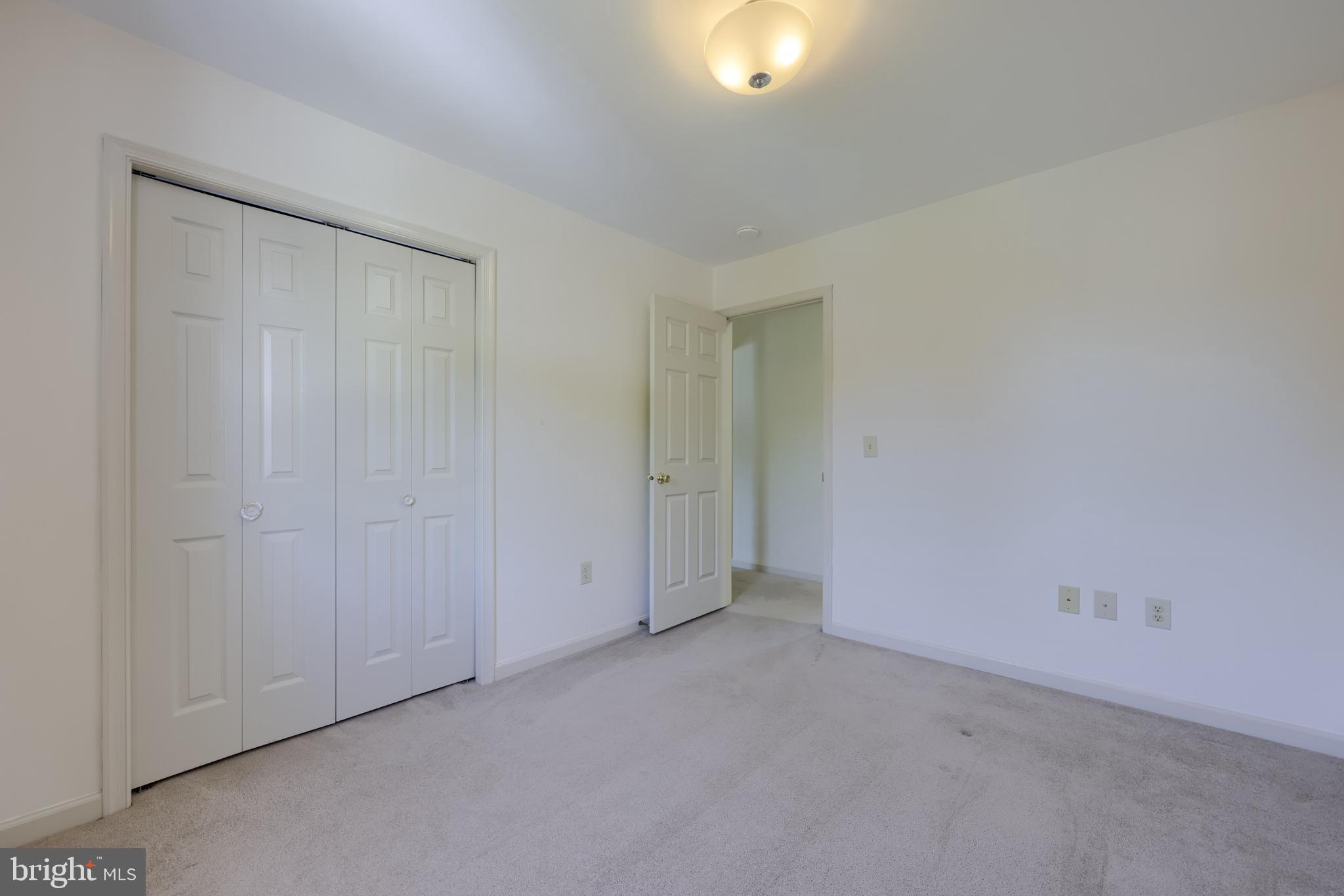 JONESTOWN - Residential