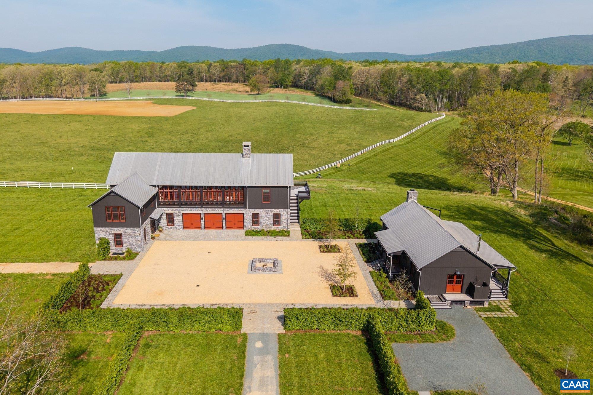 1097 SAINT JOHN RD
