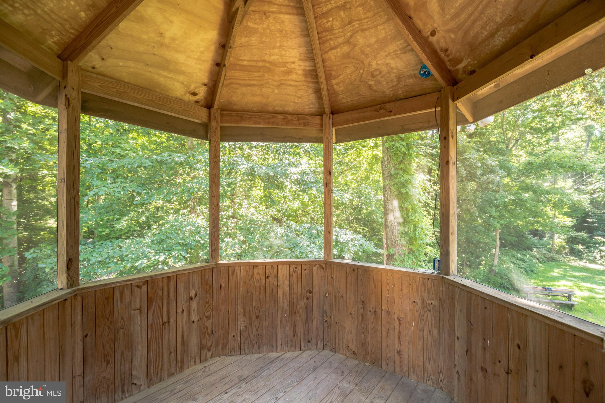 DRUM POINT - Residential