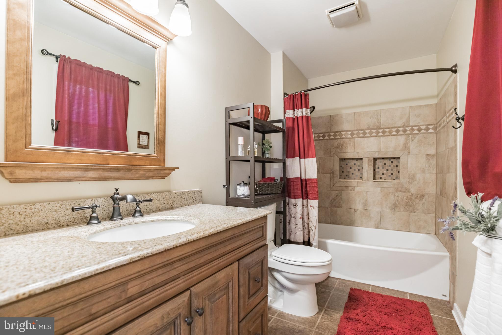 DRUM POINT - Residential