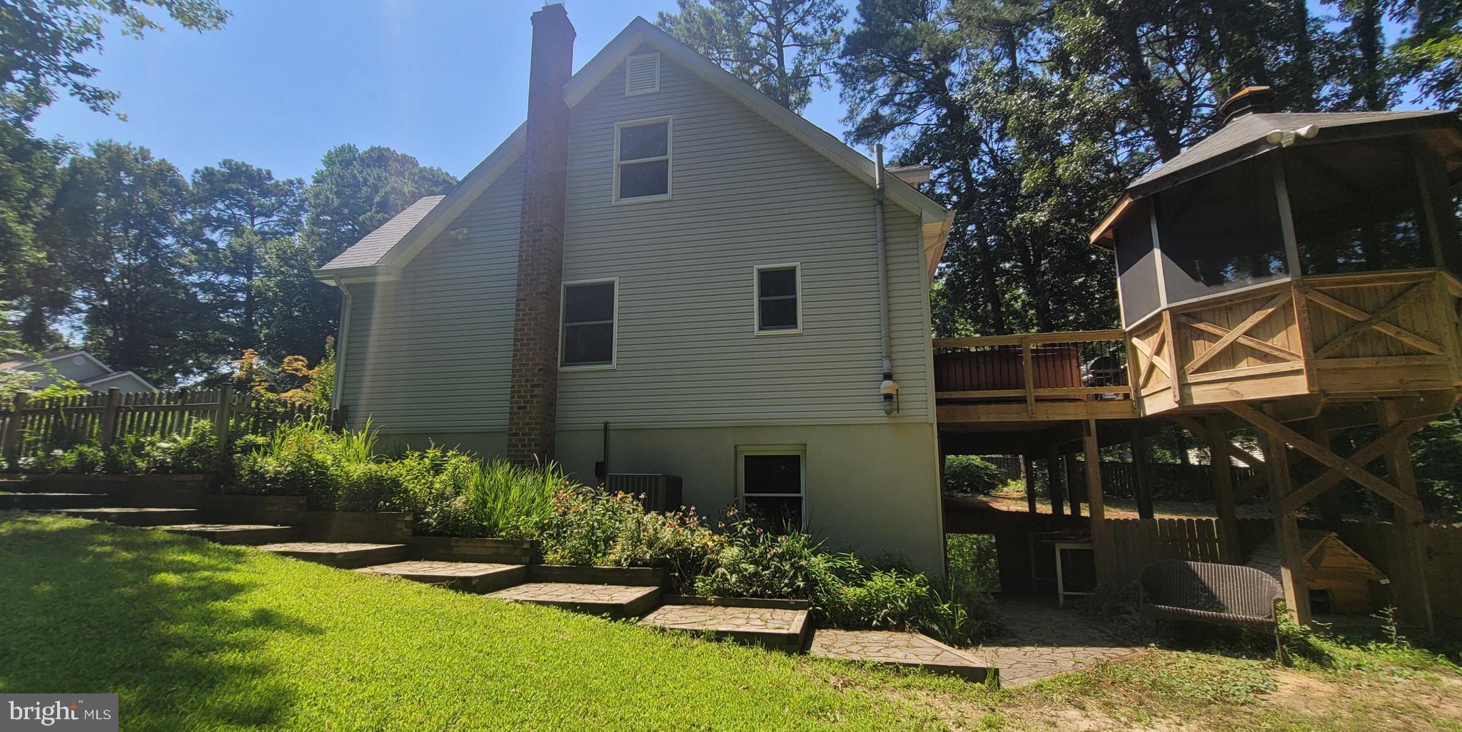 DRUM POINT - Residential