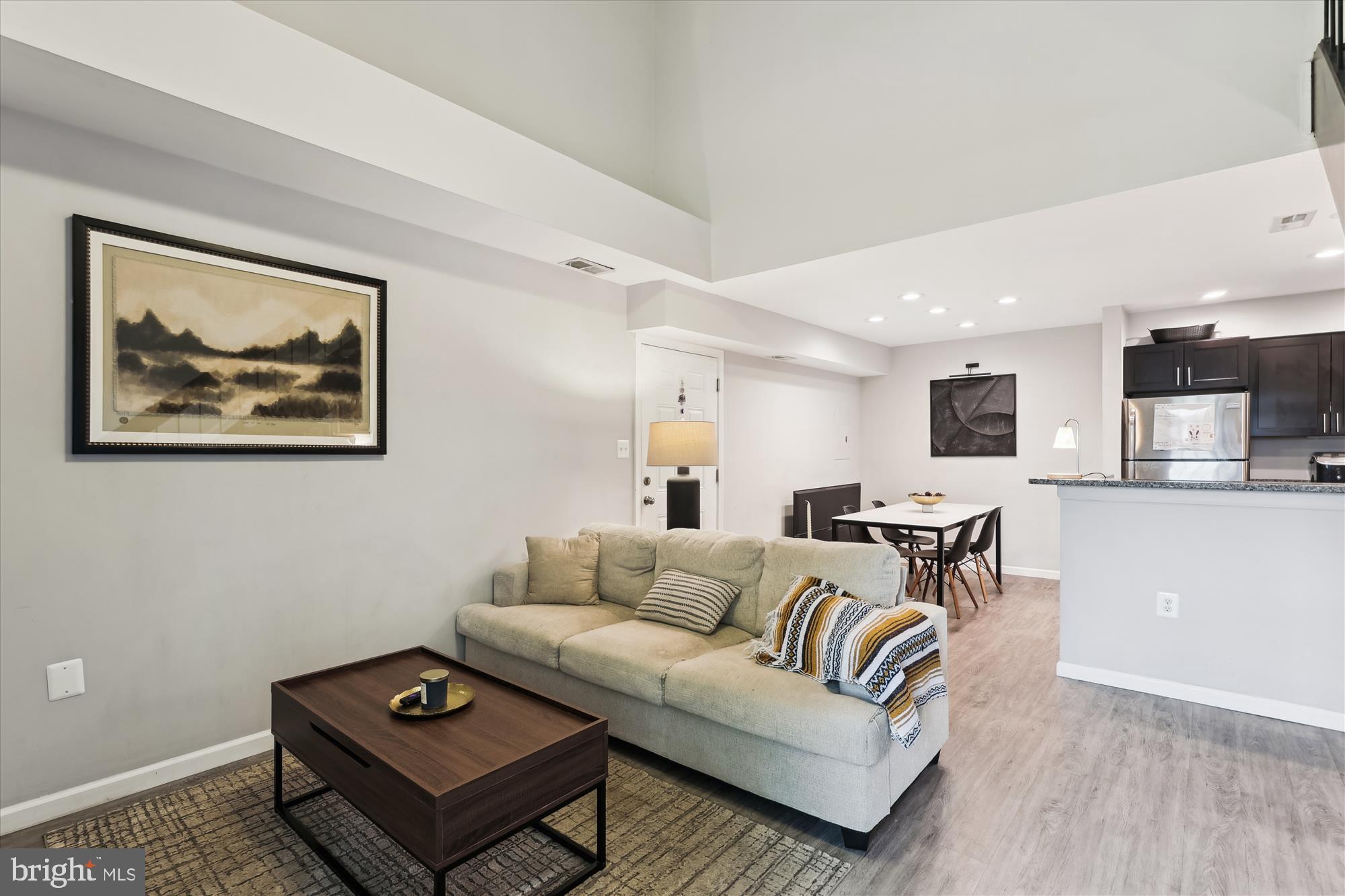 6902 MARY CAROLINE CIRCLE K 6902K