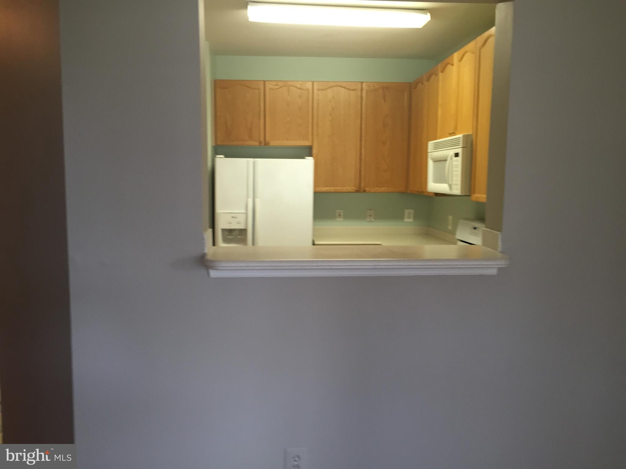 WESTBRIAR CONDOMINIUMS - Residential Lease