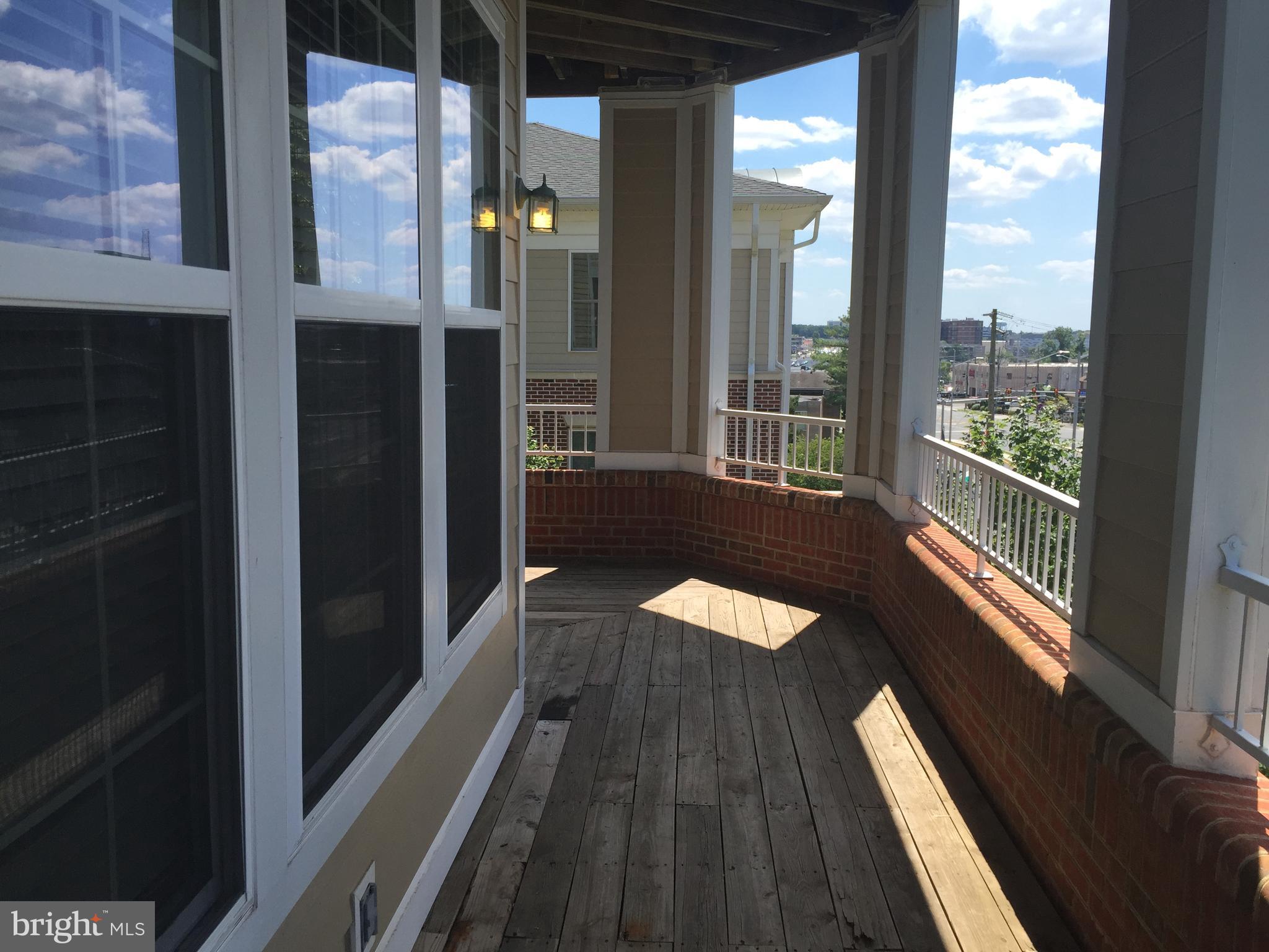 WESTBRIAR CONDOMINIUMS - Residential Lease