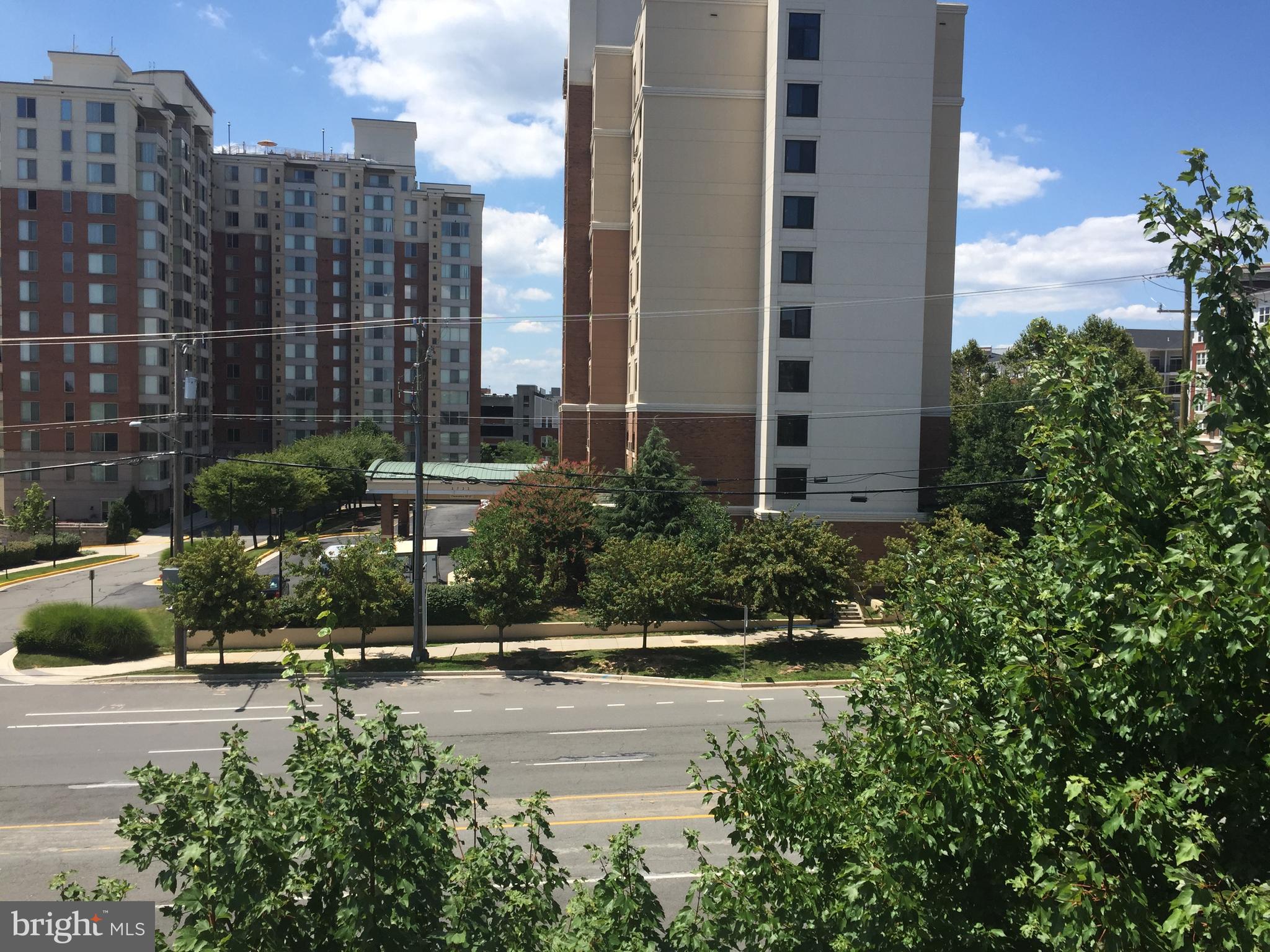 WESTBRIAR CONDOMINIUMS - Residential Lease