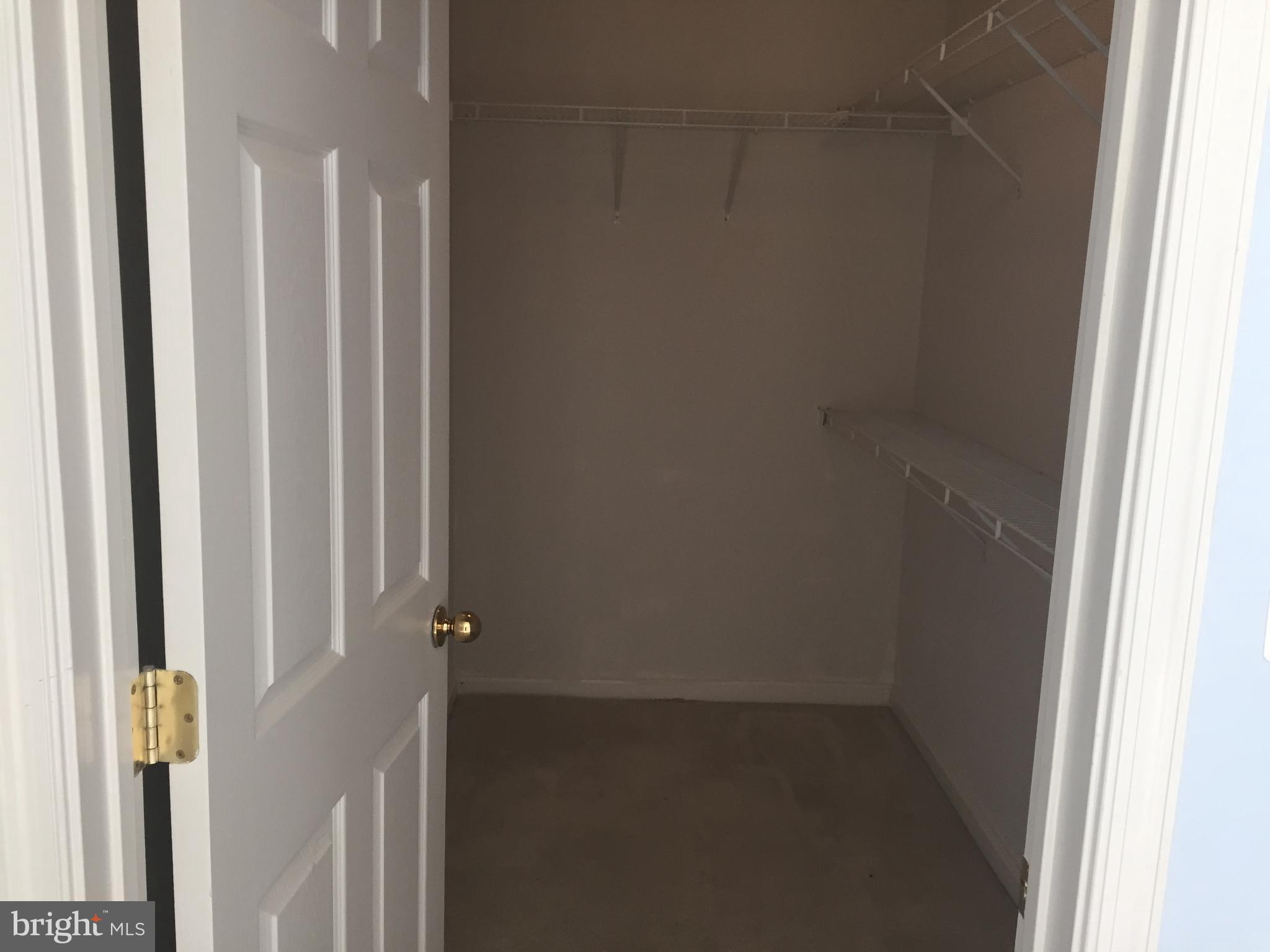 WESTBRIAR CONDOMINIUMS - Residential Lease