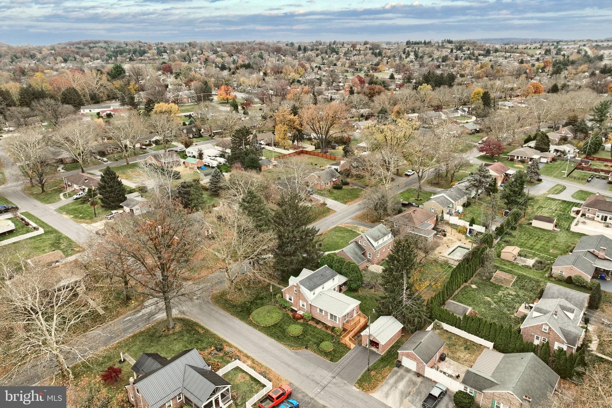 200 S RUSSELL STREET