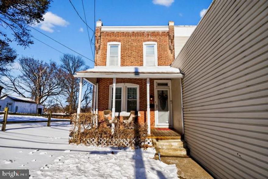 Welcome to this beautifully renovated 2‑story home on E Wyncliffe Avenue — a move‑in‑ready gem nestled in the heart of the beloved Clifton Heights neighborhood of Delaware County. Thoughtfully redesigned and wonderfully maintained, this home offers the perfect blend of modern comfort, classic charm, and a location that families love.
Step inside and you’ll immediately feel the spacious, open flow of the main level. Gleaming hardwood floors lead you through a warm and welcoming living space and into the stylishly updated kitchen. Here, you’ll find polished granite countertops, rich wood cabinetry, stainless steel appliances, and a colorful tile backsplash that brings the room to life — a perfect setting for family meals and gatherings.
Upstairs, the bright and airy master bedroom offers a peaceful retreat, complemented by a fully remodeled hall bathroom. Two additional bedrooms, each with its own closet, make for ideal children’s rooms, guest spaces, or even a home office.
The home also features a clean, easily accessible basement with abundant storage space and a dedicated laundry area — giving you flexibility and room to grow.
Outside the front door, Clifton Heights offers the community-friendly lifestyle families look for. Enjoy walkable, tree-lined streets and access to nearby parks such as Kent Park and Clifton Field, perfect for sports, playground time, and weekend picnics. You’re just minutes from shopping and dining along Baltimore Pike, including grocery stores, coffee shops, and family‑favorite restaurants. Major retailers, the Pilgrim Gardens Shopping Center, and the Tower Theater district in Upper Darby are all a quick drive away.
Commuters will appreciate easy access to Routes 1, 3, and 476, and multiple SEPTA stations make trips into Center City smooth and convenient. Highly regarded schools, local community events, and a friendly, established neighborhood atmosphere only add to the appeal.
This home truly stands out from the moment you enter — offering modern upgrades, generous space, and a vibrant community setting ideal for any family looking to settle into Delaware County.