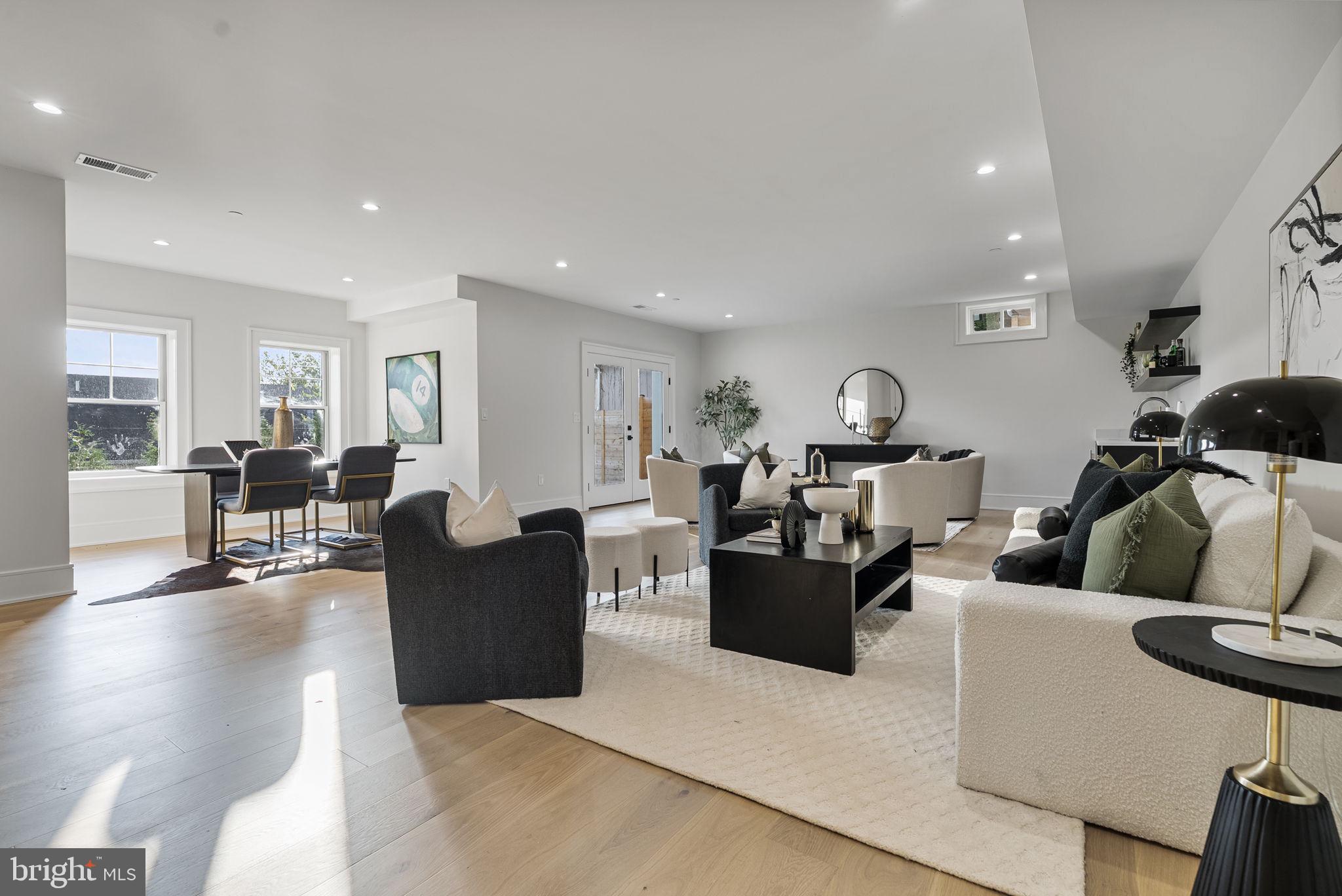 FAIRWAY HILLS - Residential