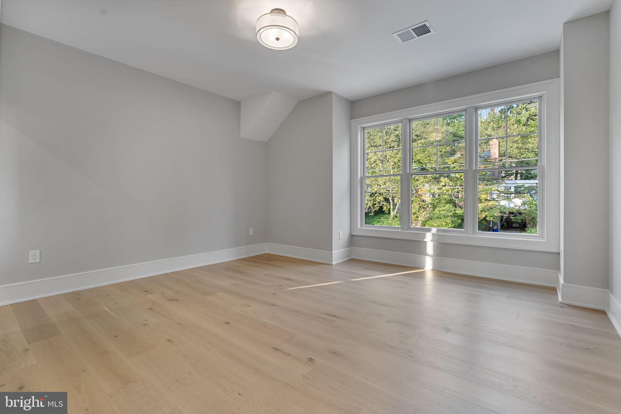 FAIRWAY HILLS - Residential