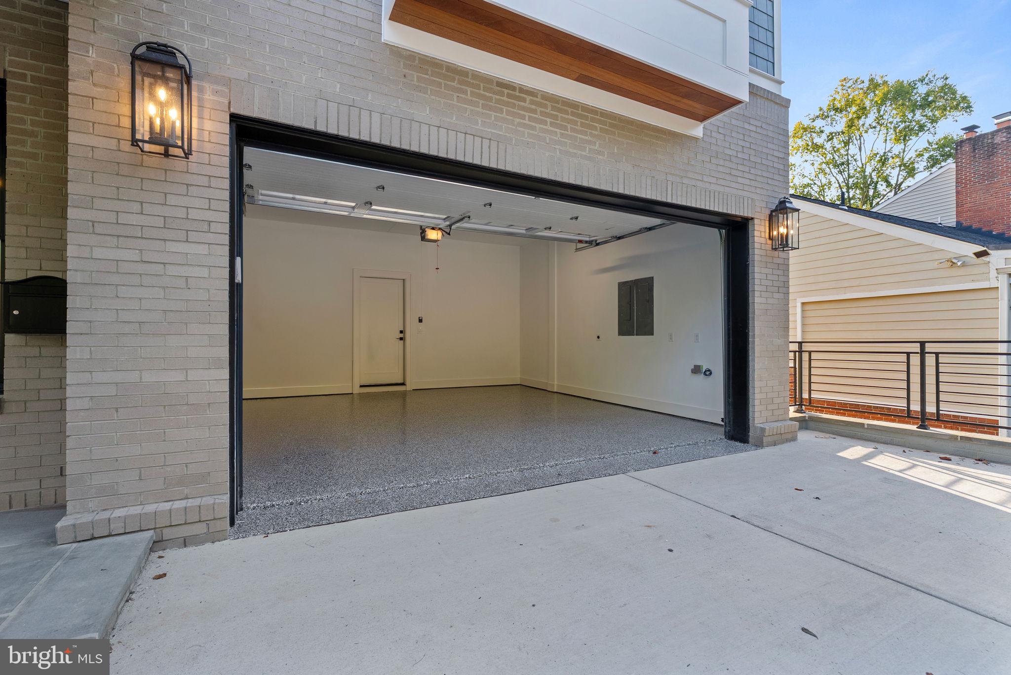 FAIRWAY HILLS - Residential