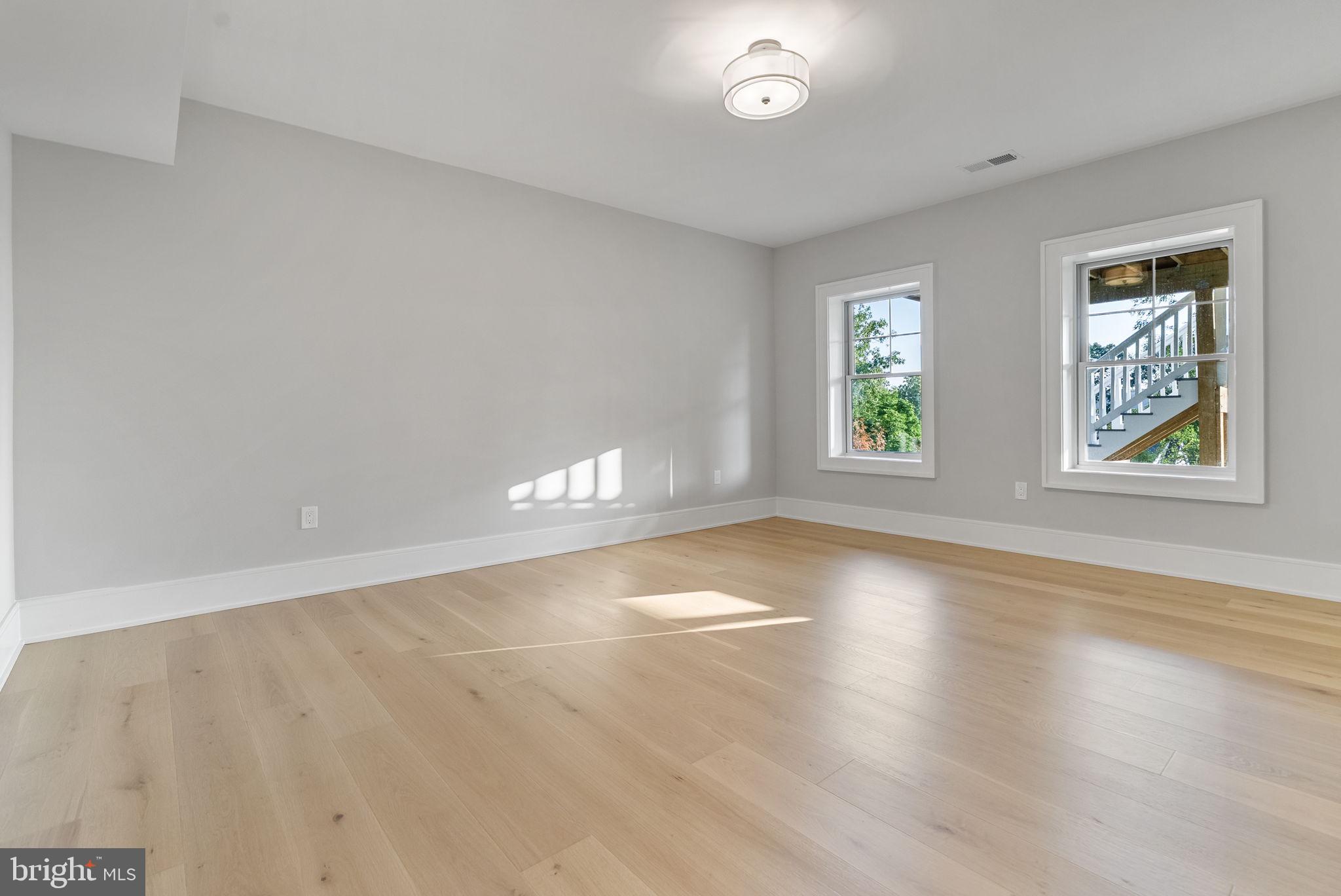 FAIRWAY HILLS - Residential