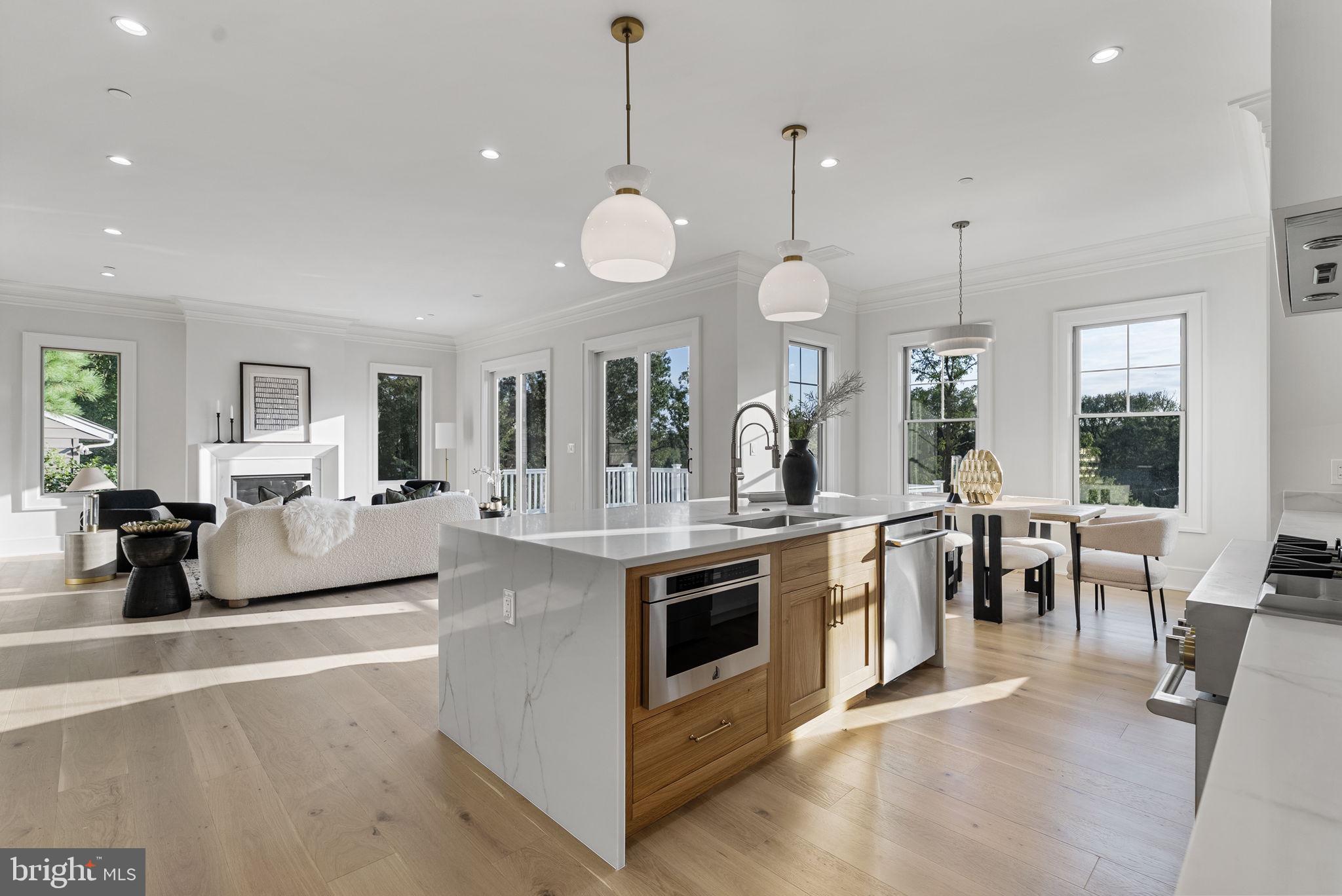 FAIRWAY HILLS - Residential