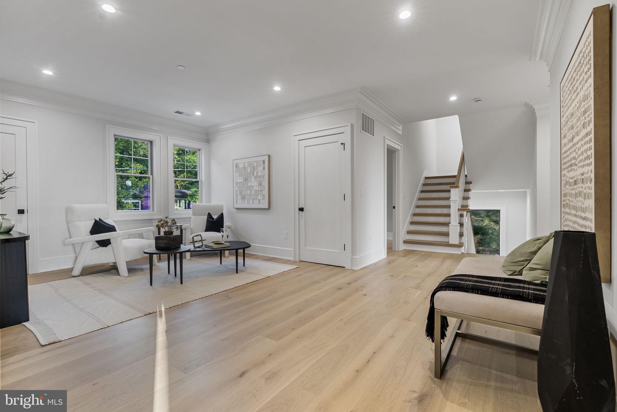 FAIRWAY HILLS - Residential