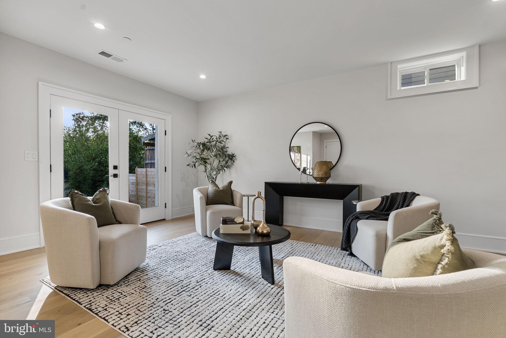 FAIRWAY HILLS - Residential