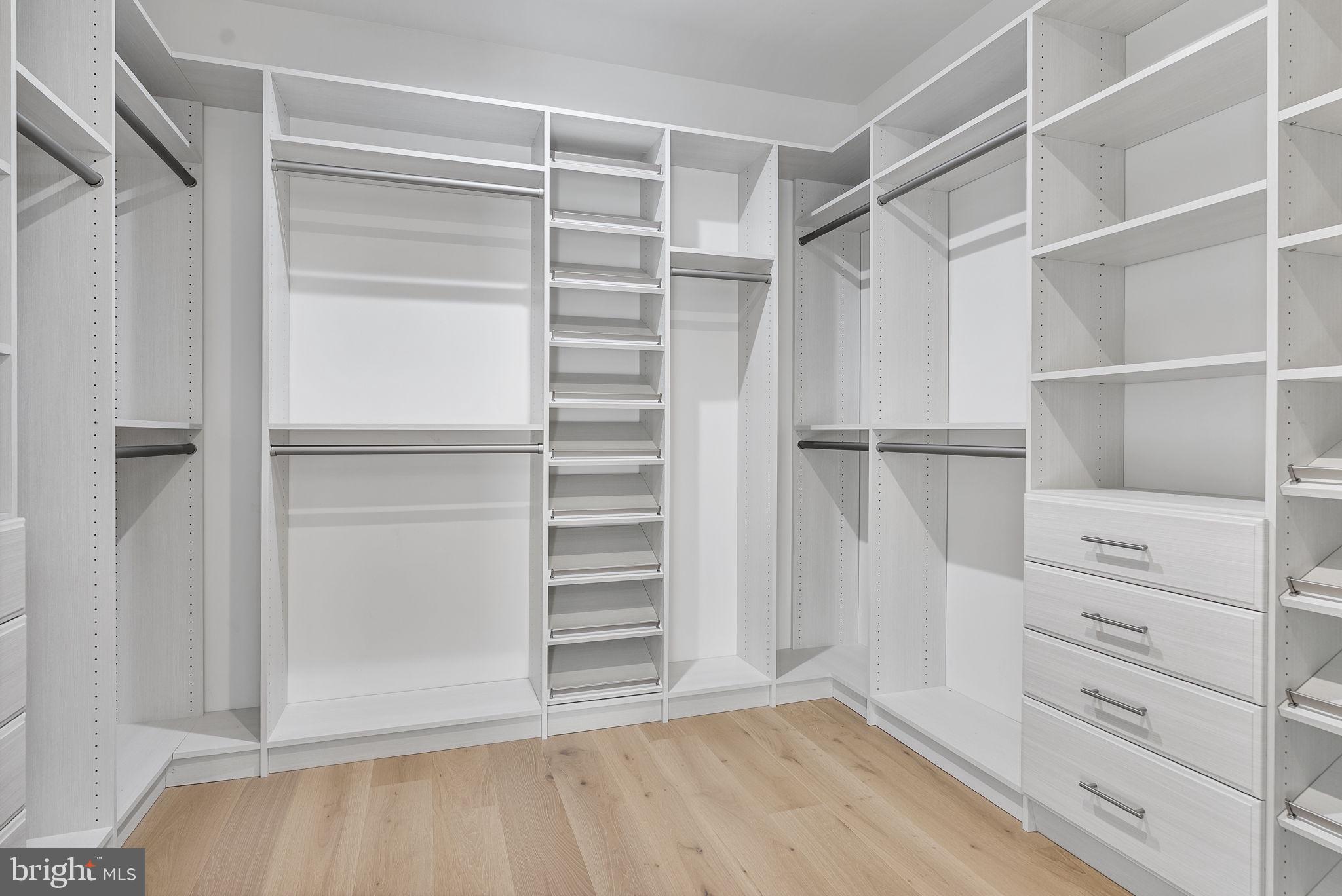 FAIRWAY HILLS - Residential