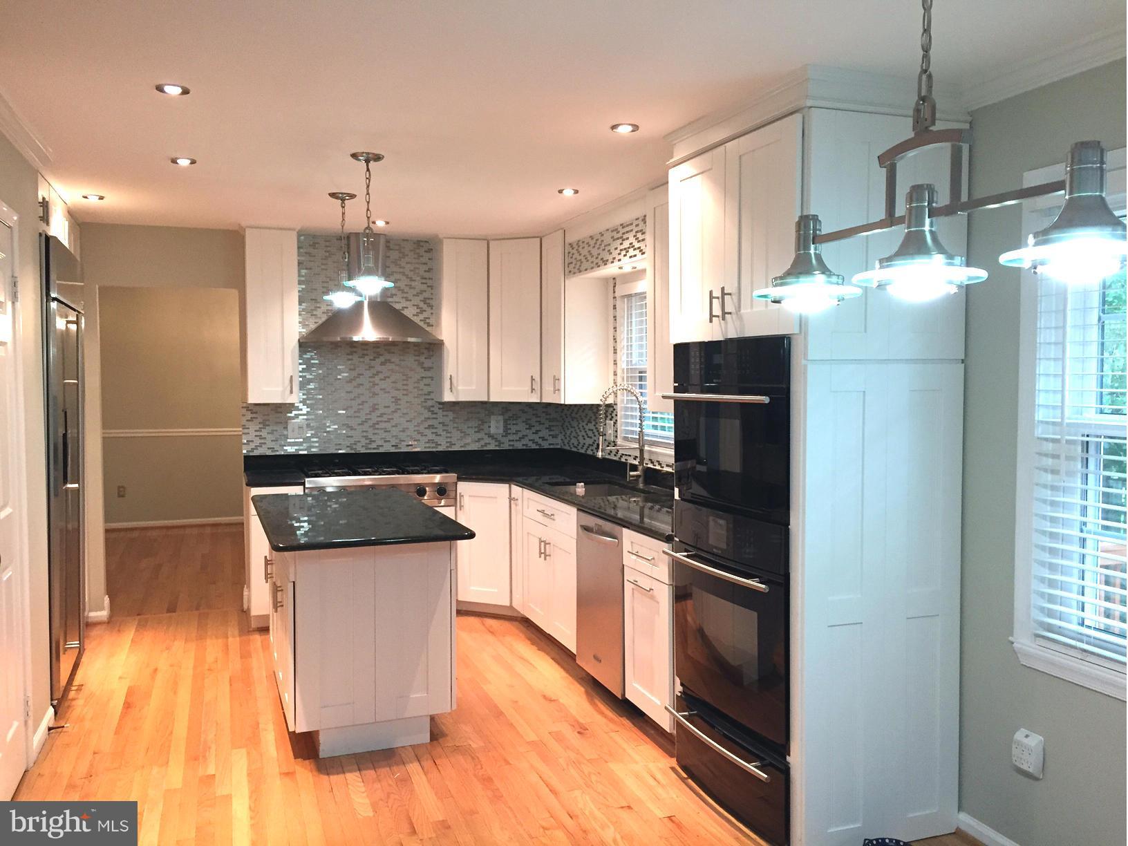 WOODFORD PARK COURTS - Residential Lease