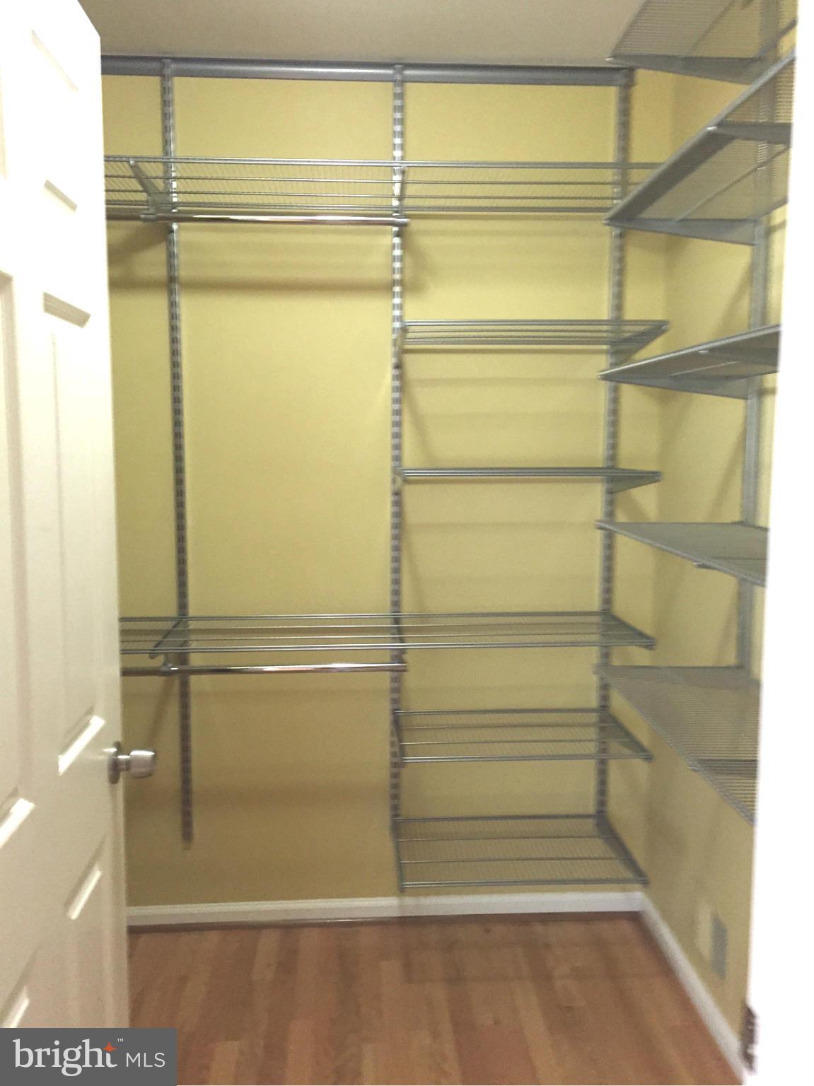 WOODFORD PARK COURTS - Residential Lease