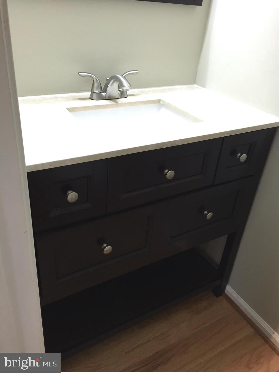 WOODFORD PARK COURTS - Residential Lease