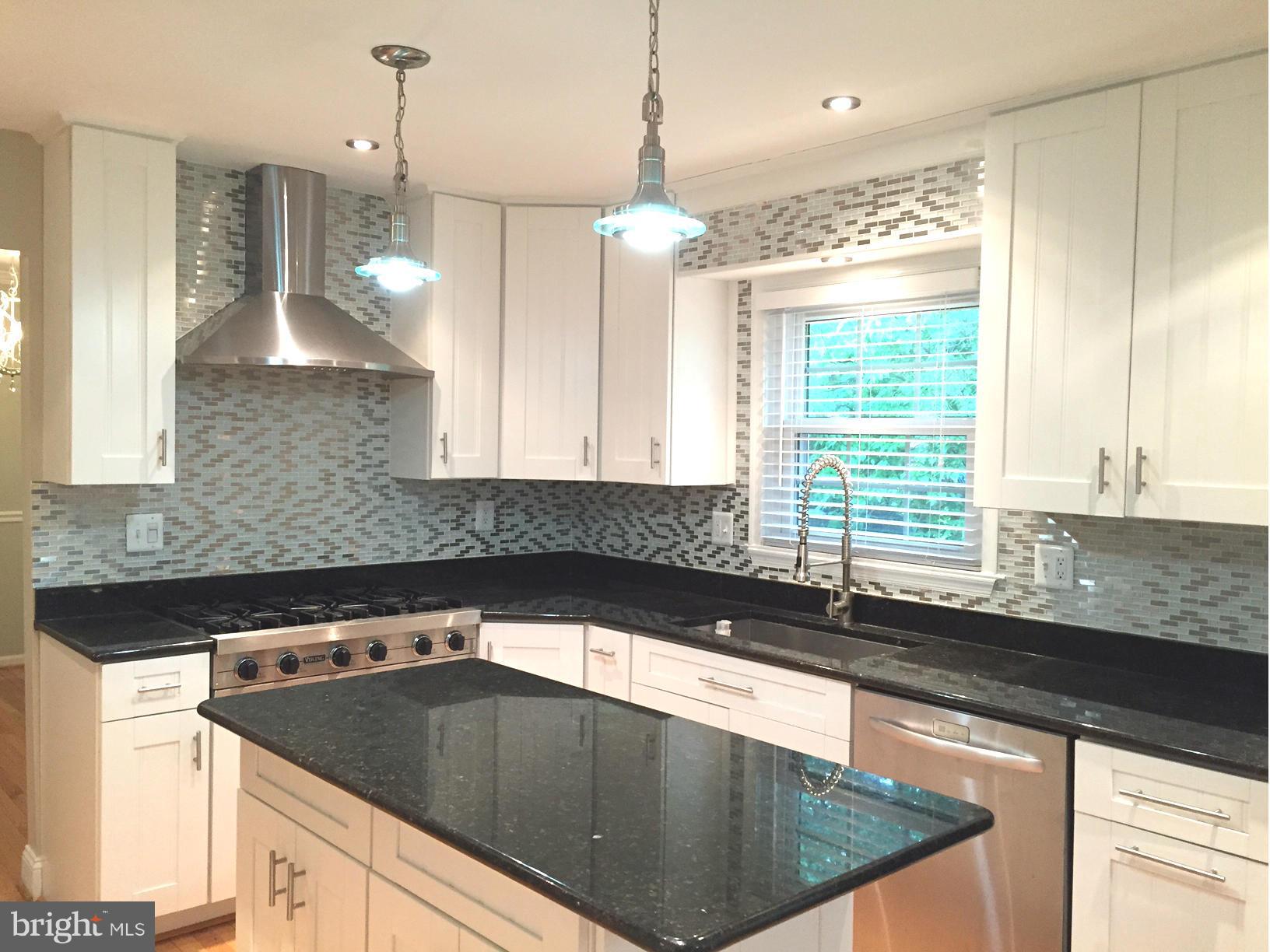 WOODFORD PARK COURTS - Residential Lease