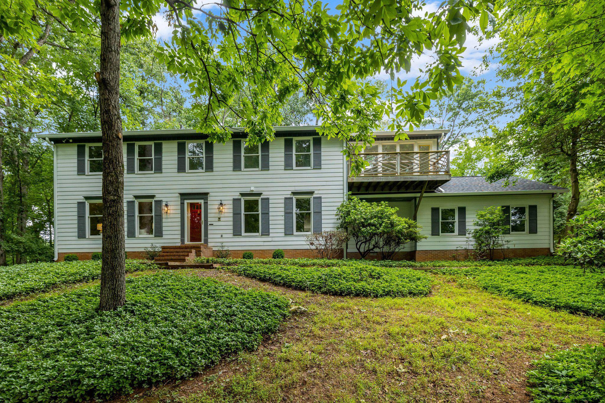 1132 SPRINGVALE ROAD