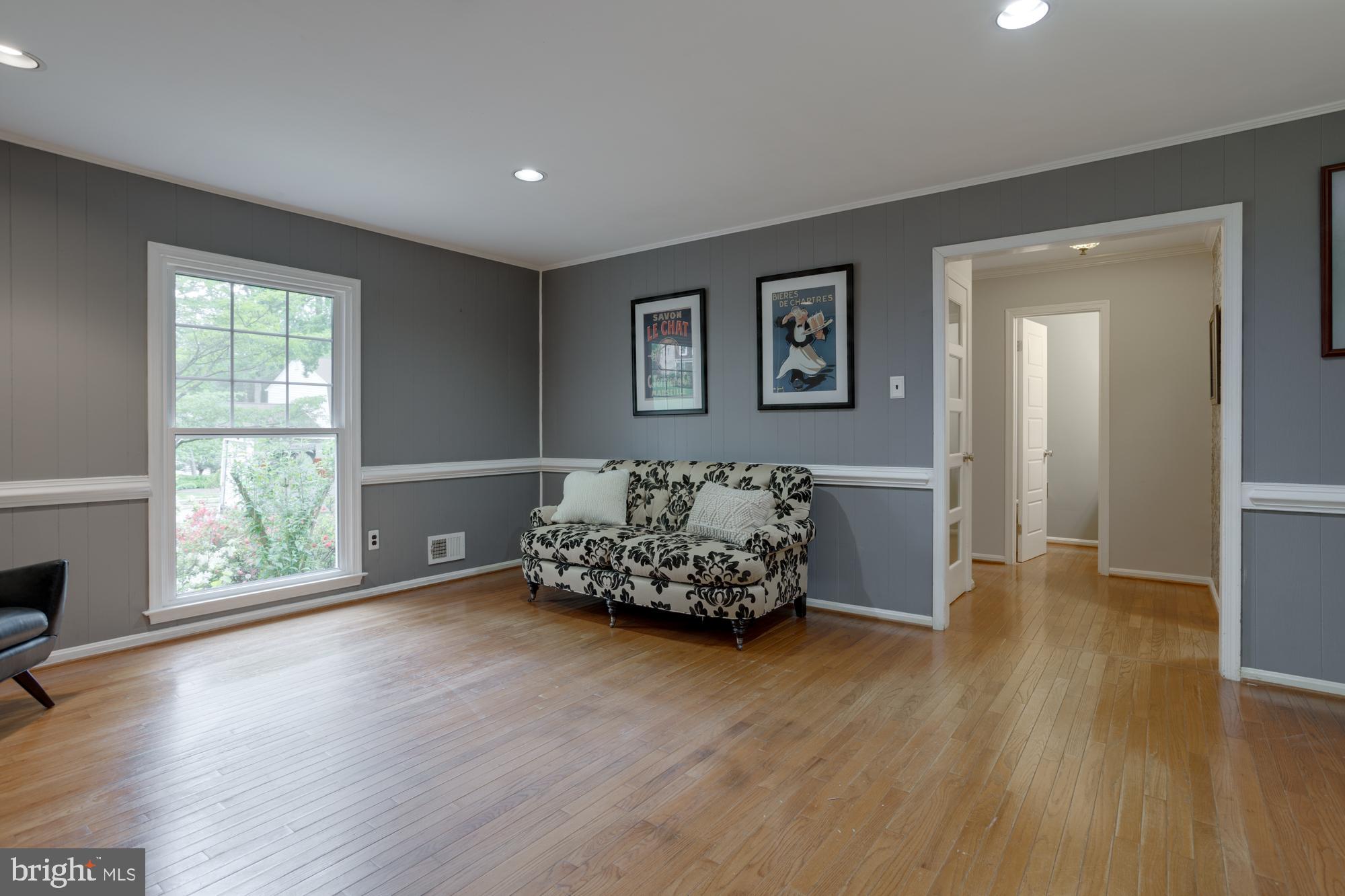 LONG BRANCH - Residential