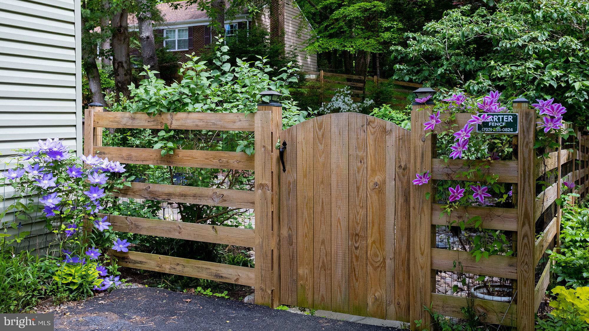 LONG BRANCH - Residential