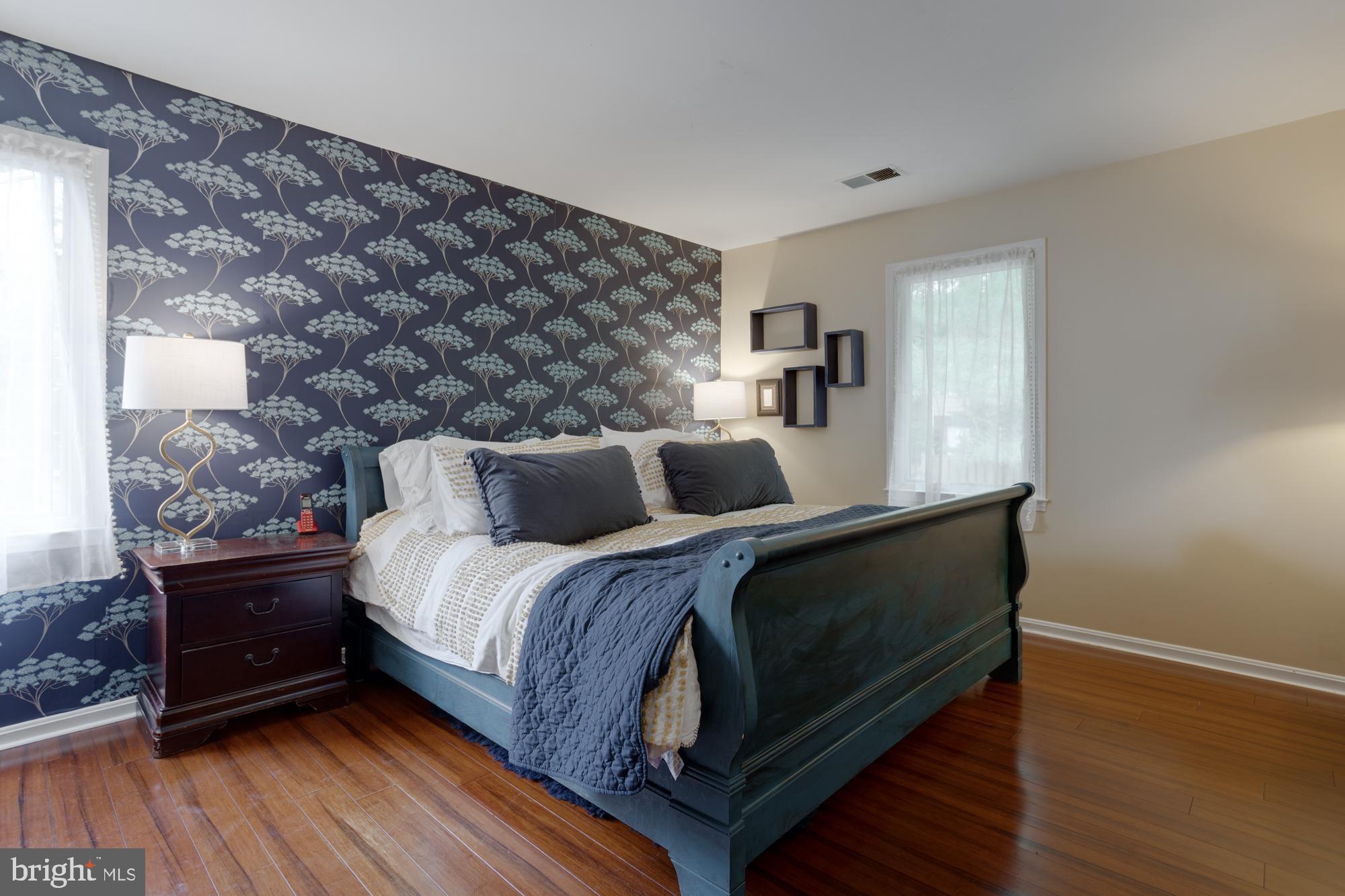 LONG BRANCH - Residential