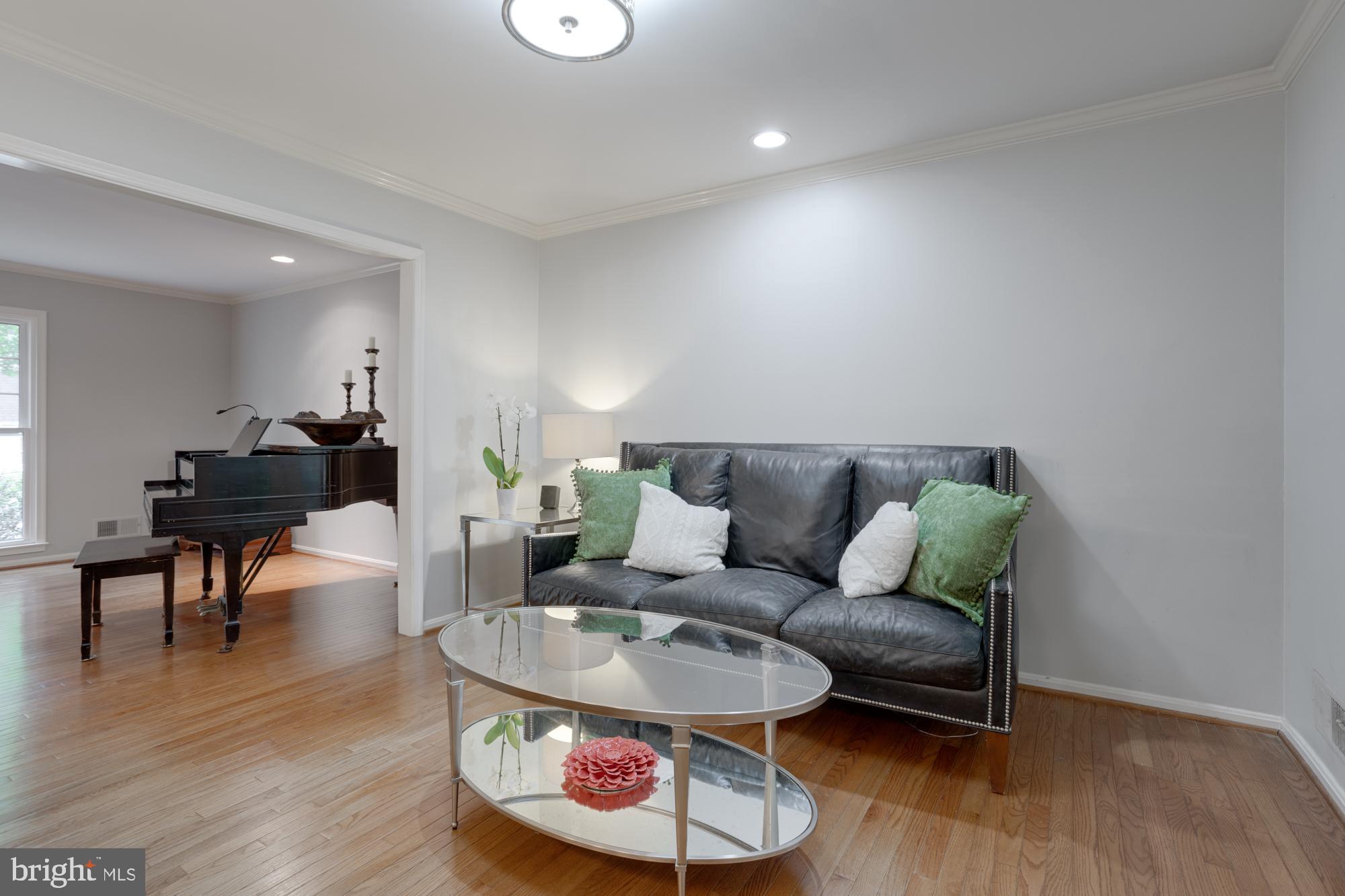 LONG BRANCH - Residential