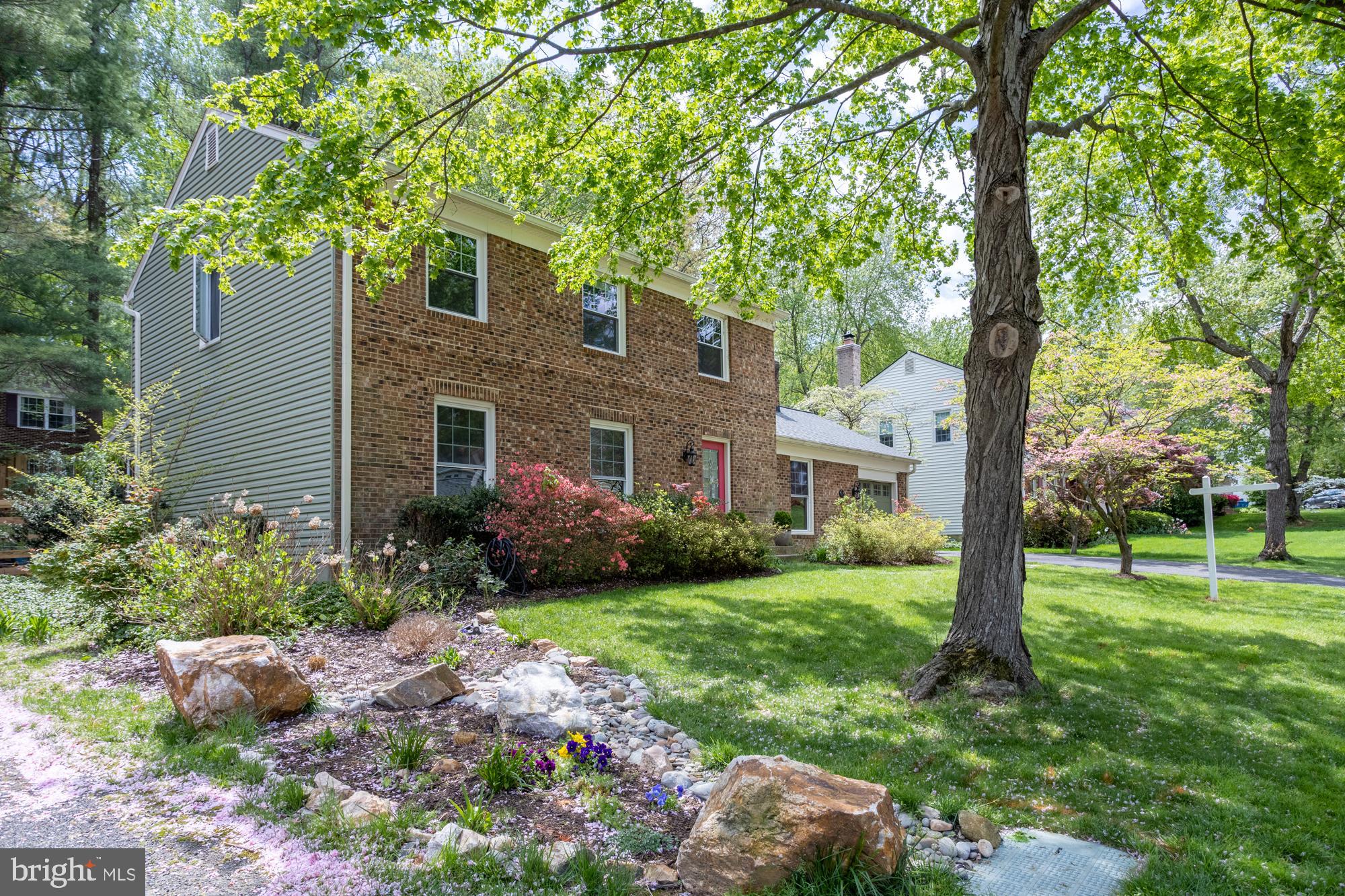 LONG BRANCH - Residential