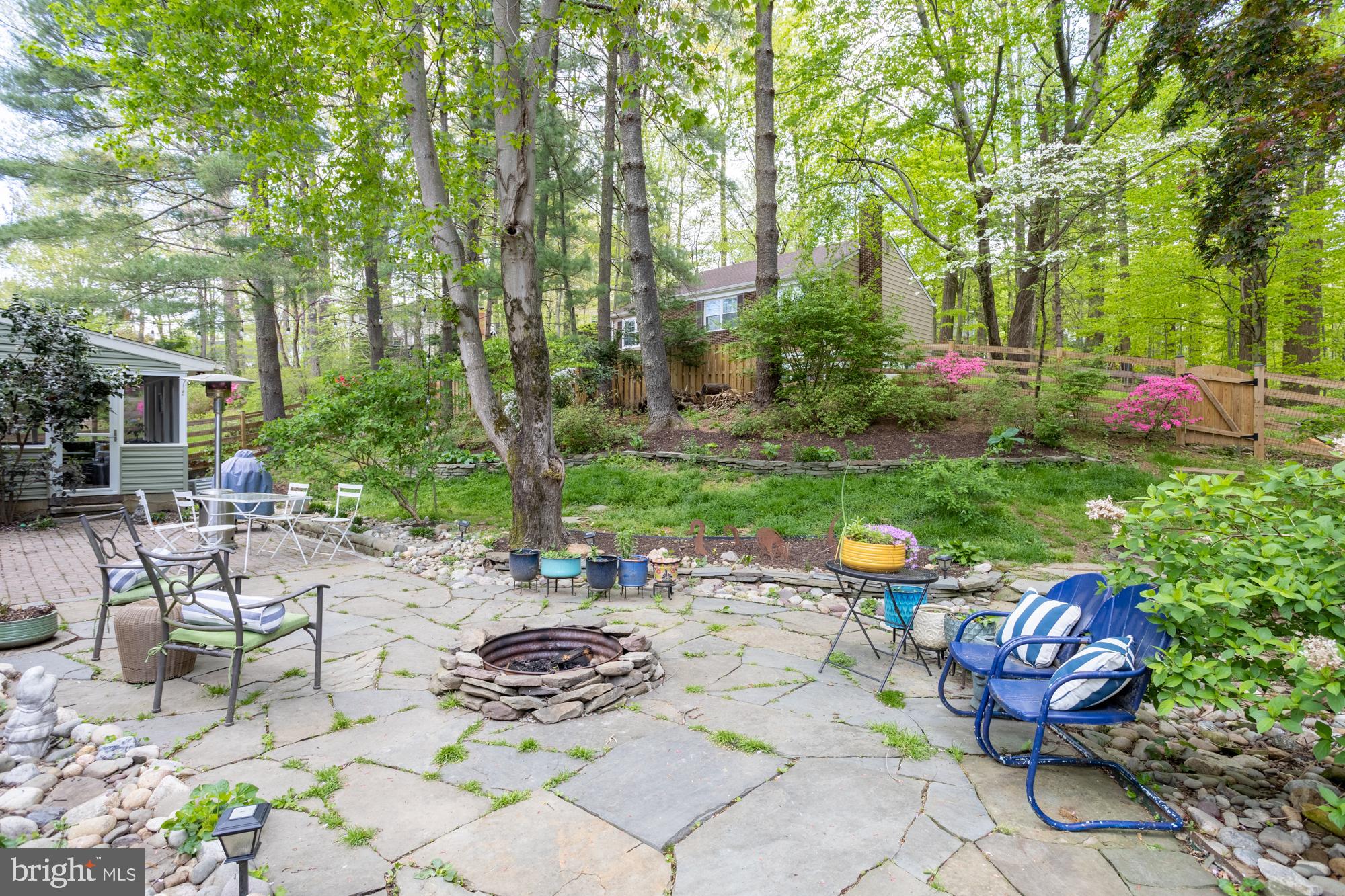 LONG BRANCH - Residential