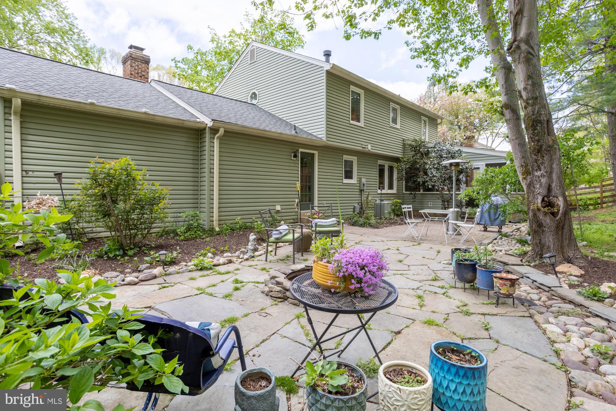 LONG BRANCH - Residential