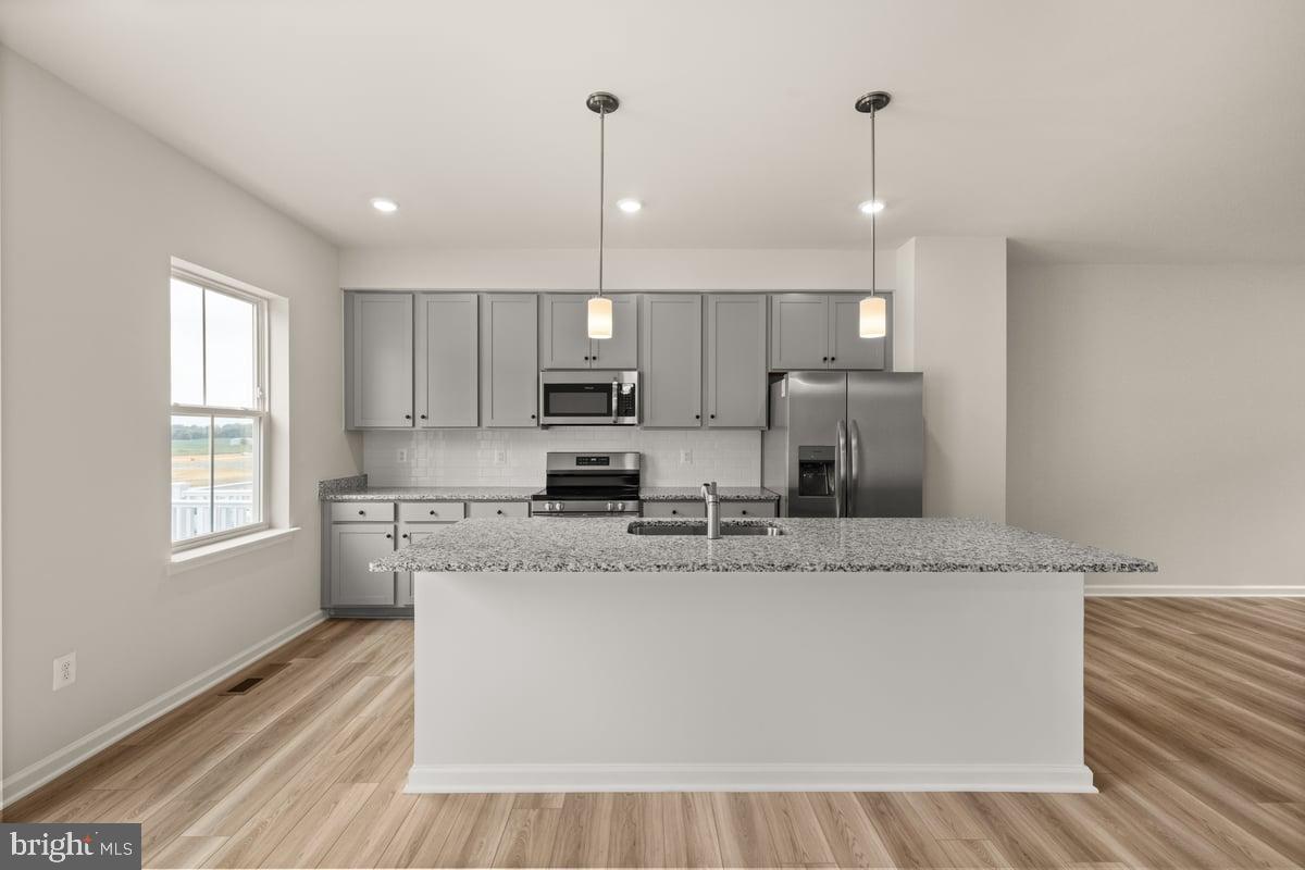 RED CLOVER MEADOWS - Residential Lease