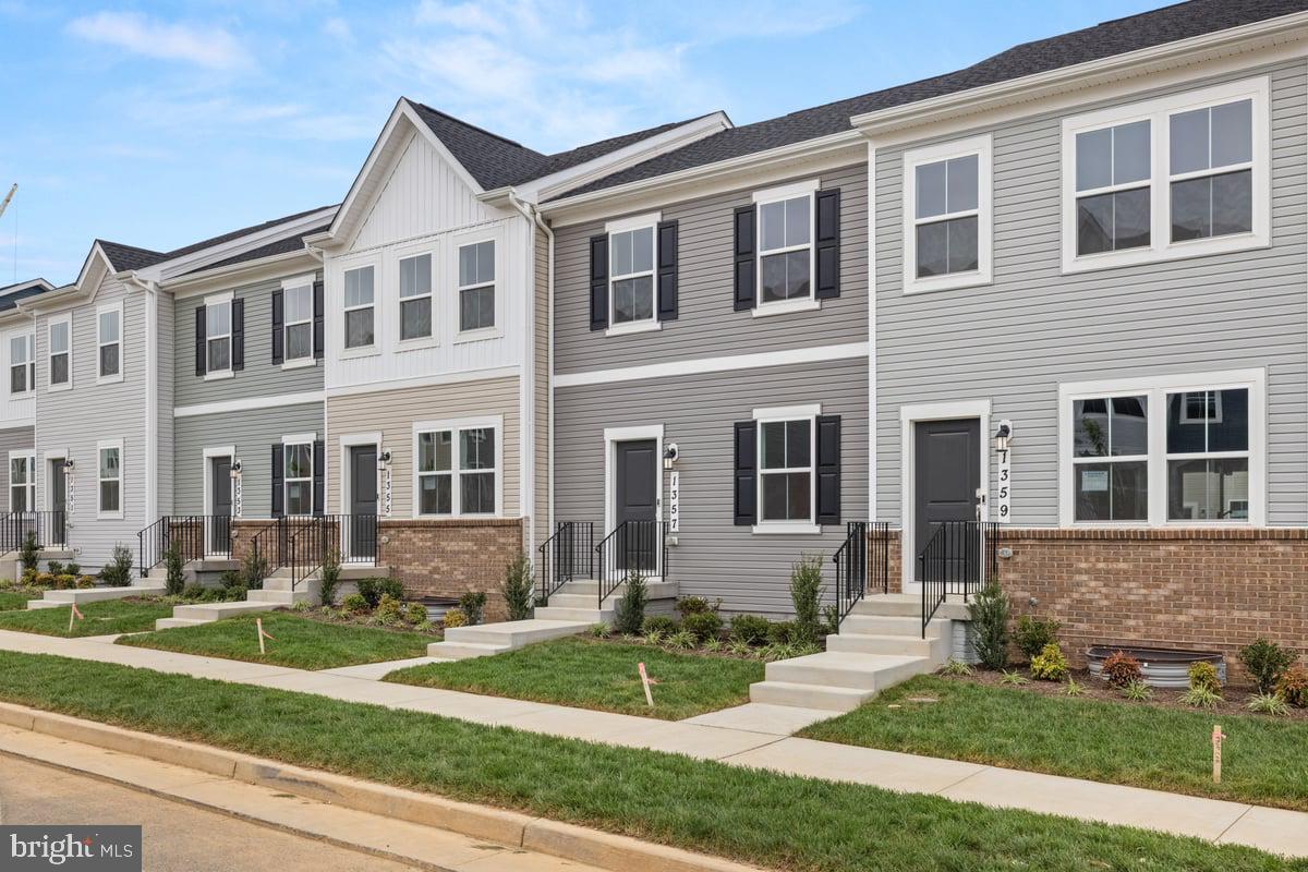 RED CLOVER MEADOWS - Residential Lease