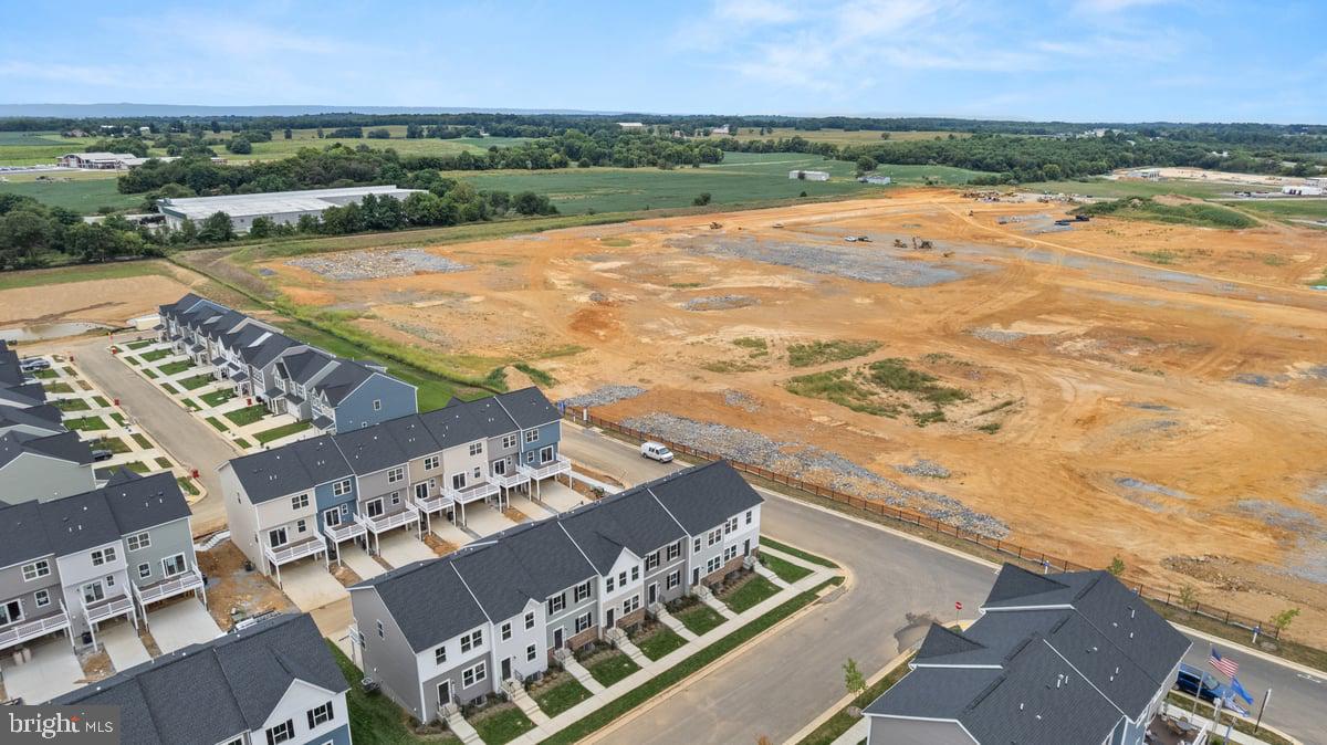 RED CLOVER MEADOWS - Residential Lease