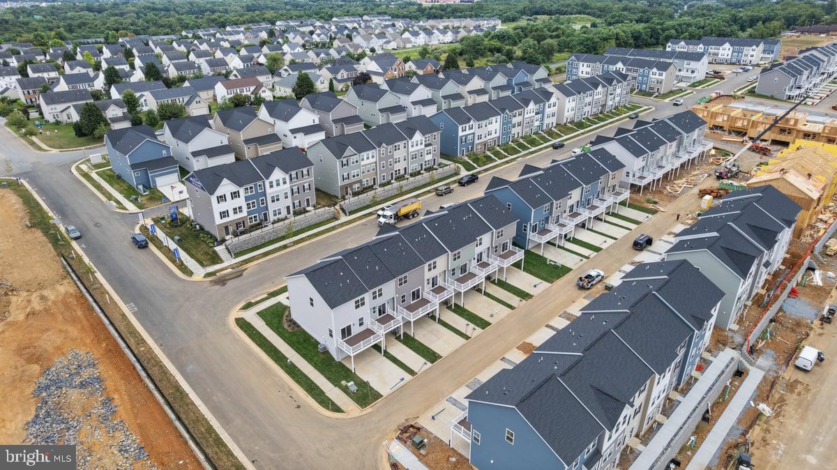 RED CLOVER MEADOWS - Residential Lease